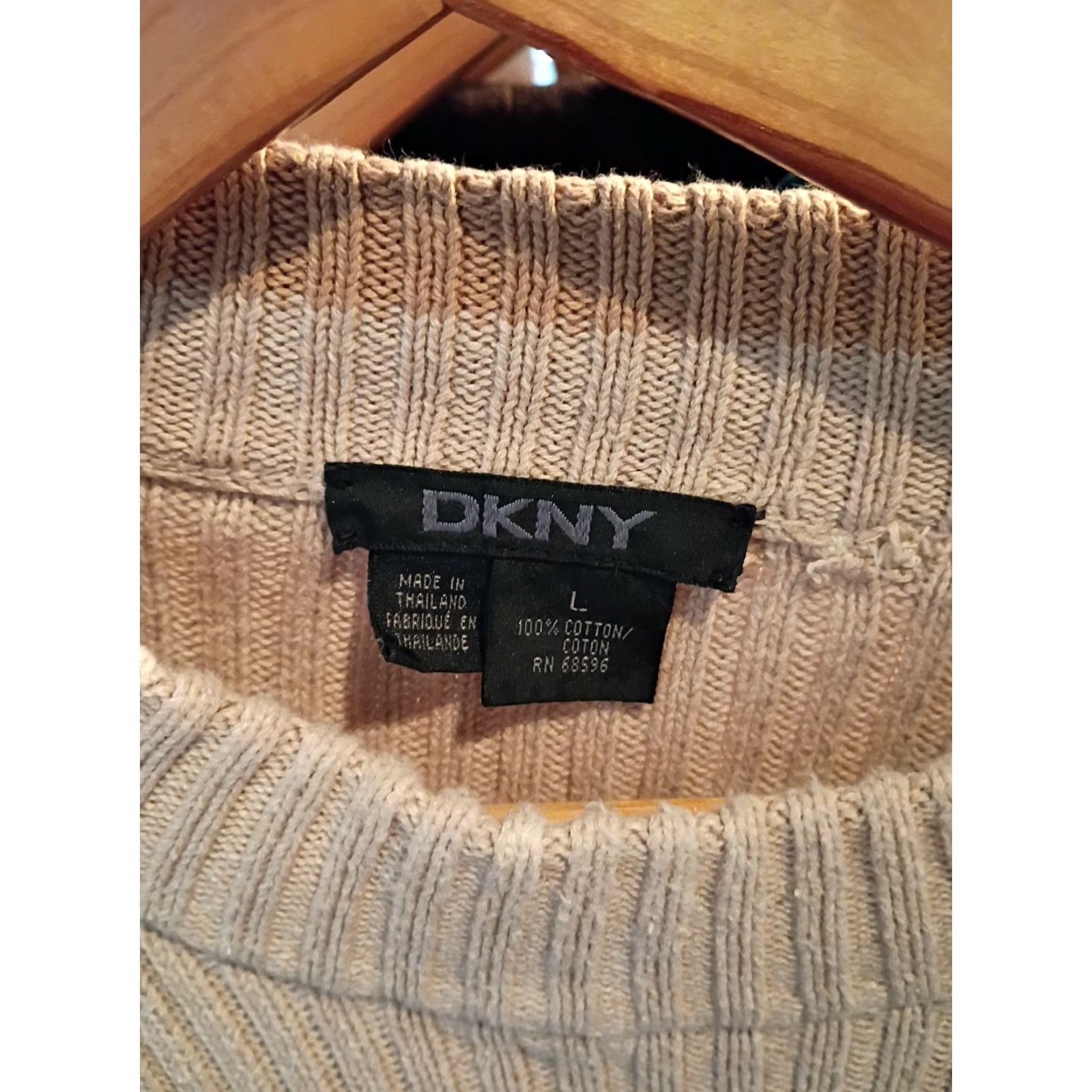 DKNY VINTAGE DKNY Ribbed Beige Pullover Sweater Unisex Adults L Mock Neck Pullover Sweater Y2K Thailand Beige Mens Womens Girls Boys (choose applicable) Size US L / EU 52-54 / 3 - 2 Thumbnail