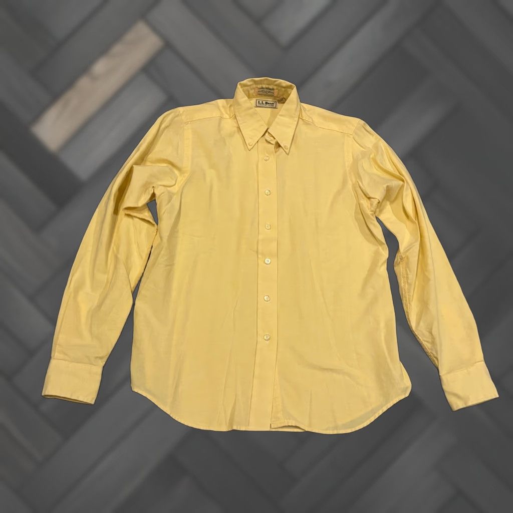 Vintage VINTAGE L.L. Bean Shirt Womens 14 Yellow Long Sleeve Button-Up Tailor Style Basic Button-Up Womens 14 Yellow Long Sleeve Cotton Shirt Size XL / US 12-14 / IT 48-50 - 1 Thumbnail