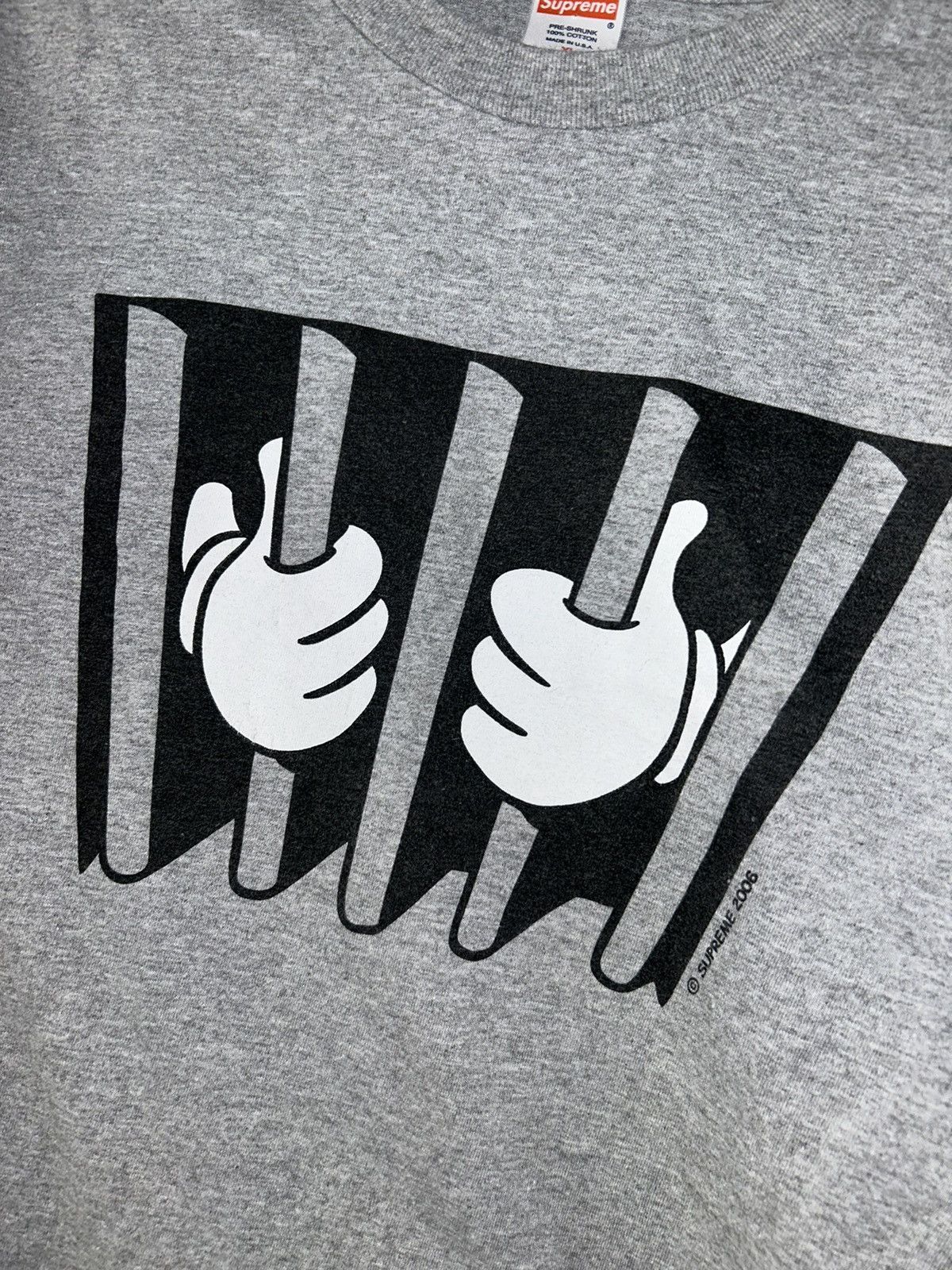 Supreme Supreme x Keo TC5 2006 Mickey Mouse Jail Hands T-Shirt V XL Size US XL / EU 56 / 4 - 3 Thumbnail