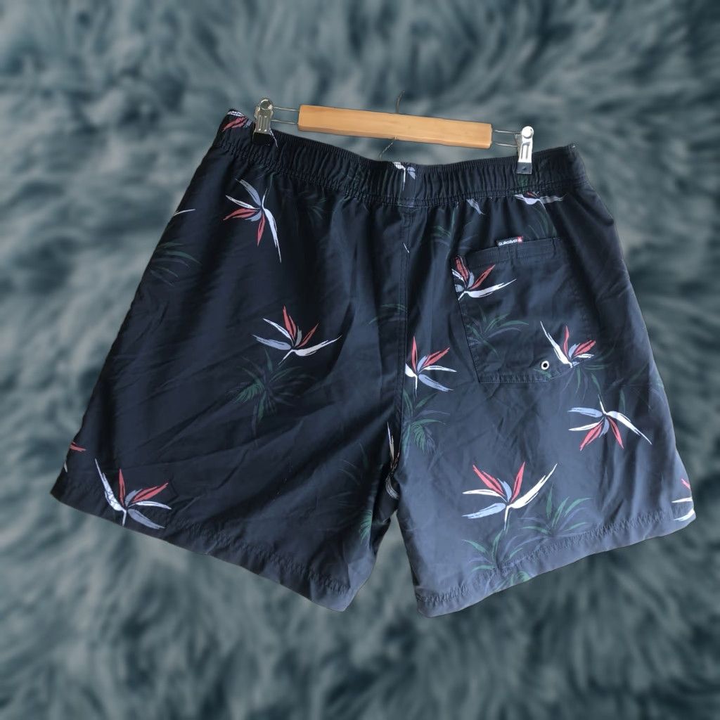 Vintage Quicksilver Board Shorts Mens XL Black Floral Swim Trunks Beach Surf Drawstring Regular Bottom Men Size US 36 / EU 52 - 1 Thumbnail