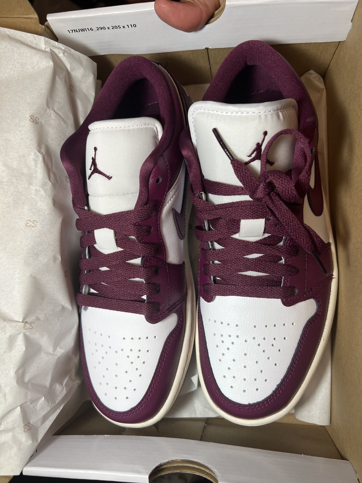 Nike BRAND NEW PURPLE JORDAN AJ 1 LOW - WOMENS Size US 8 / IT 38 - 2 Thumbnail