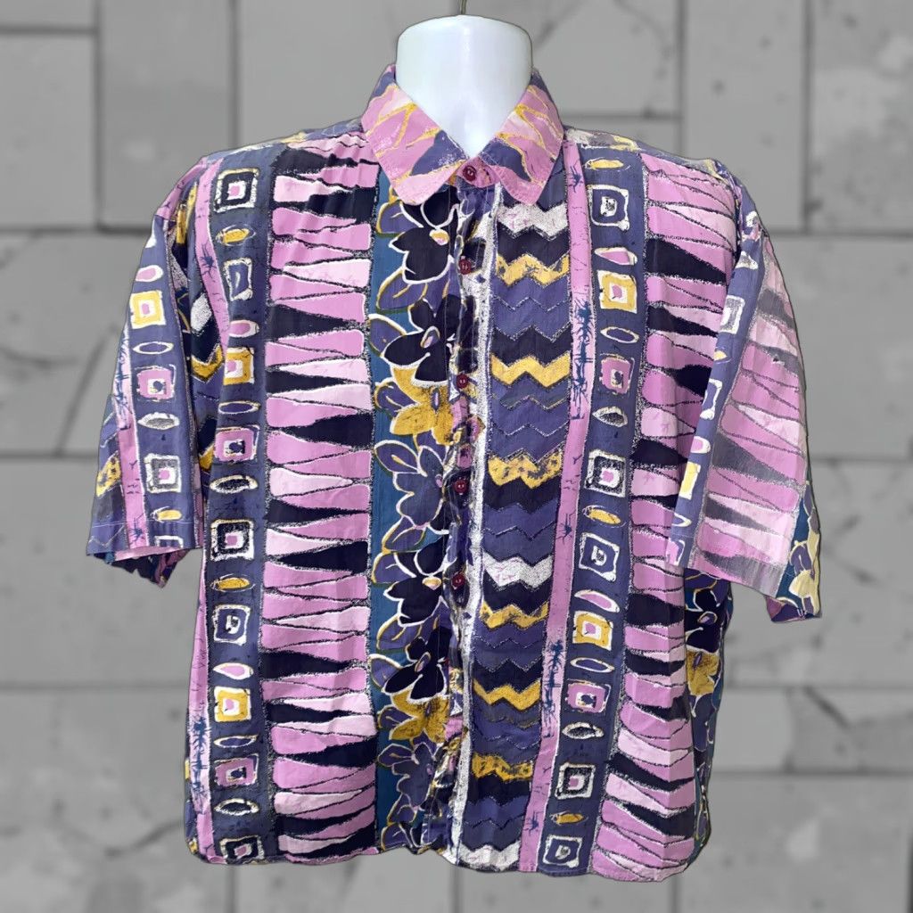 Vintage VINTAGE Max Mens Short Sleeve Button-Up Shirt Large Purple Geometric Cotton Casual 25 In Armpit Size US L / EU 52-54 / 3 - 1 Thumbnail