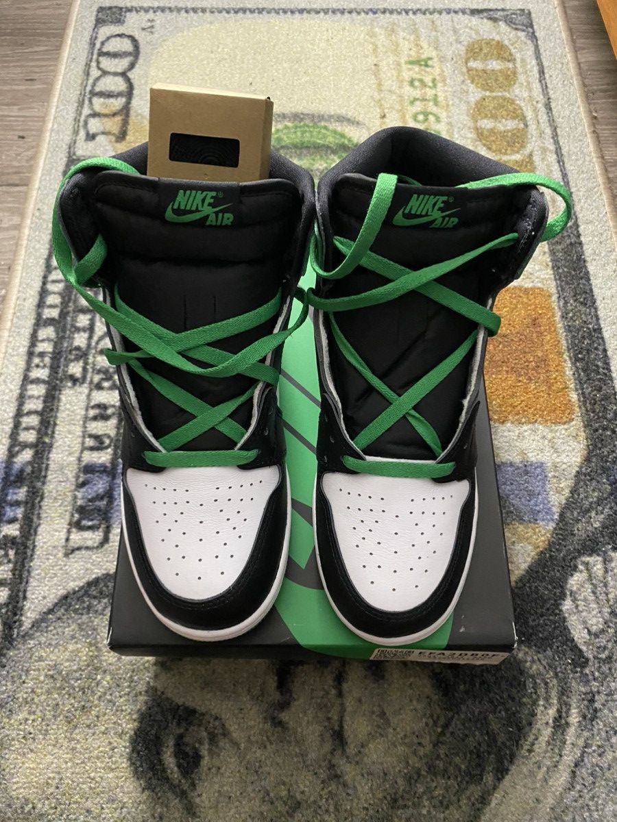 Jordan Brand × Nike Jordan 1 Retro High OG Lucky Green (7Y Grade School) Size US 8.5 / IT 38.5 - 4 Thumbnail