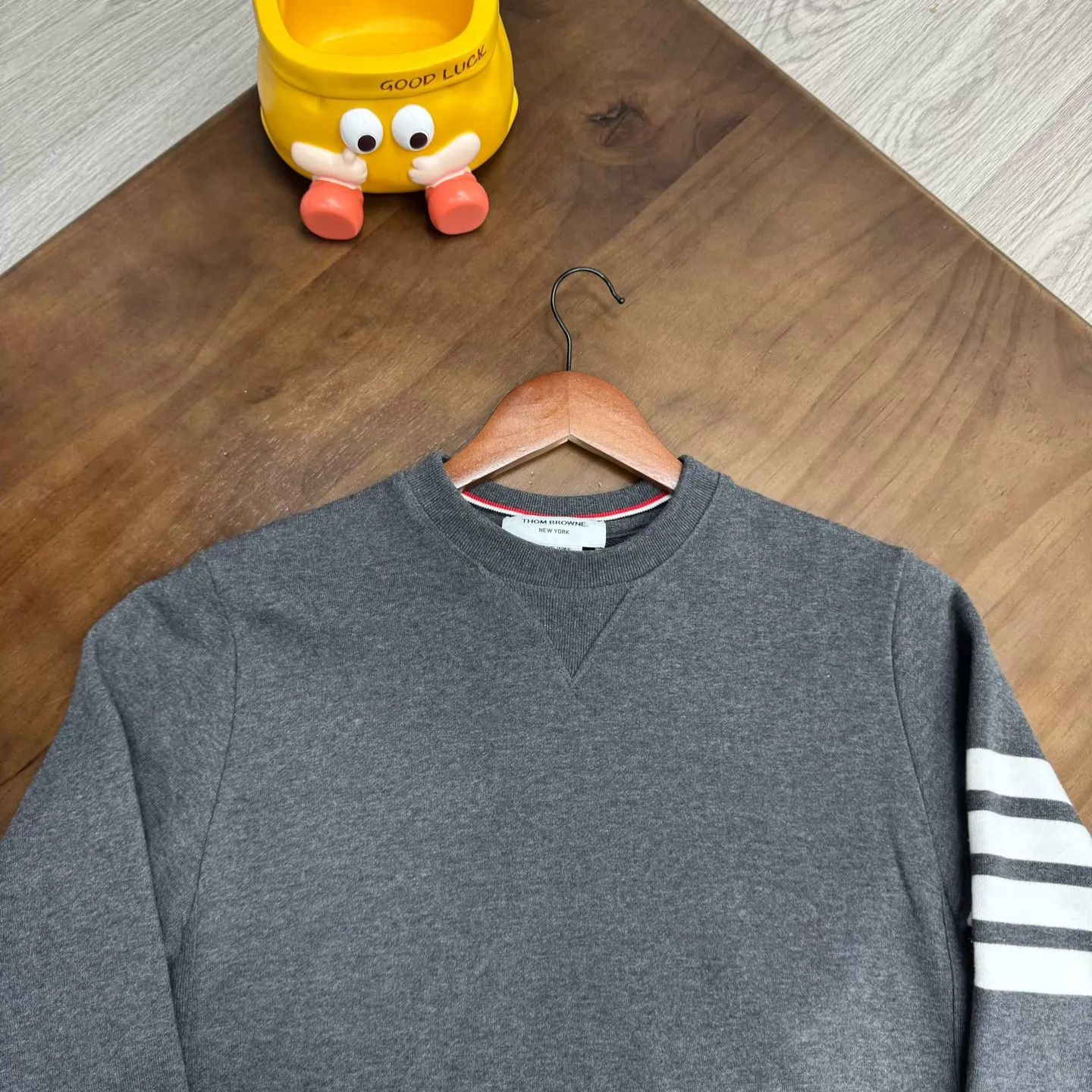 Thom Browne tb gray sweatshirt 3 like new Size L / US 10 / IT 46 - 3 Thumbnail
