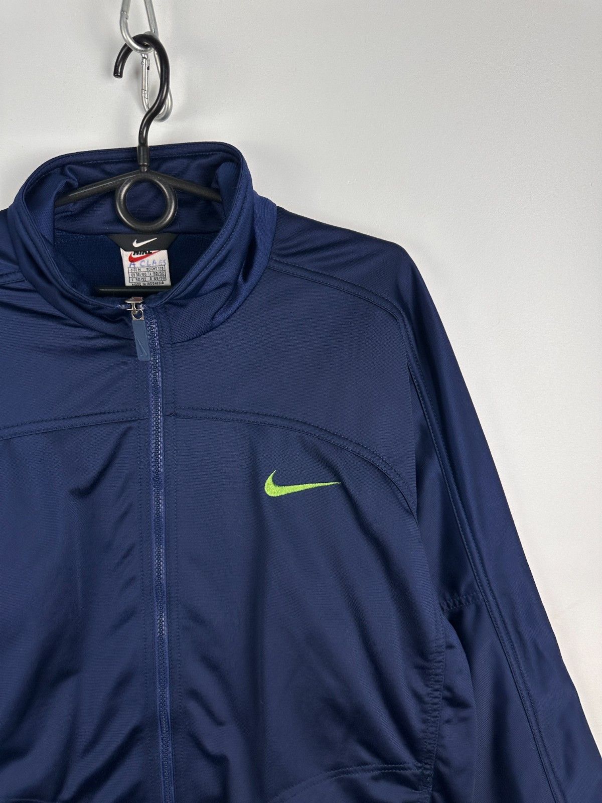 Nike Vintage Nike 90s Track Jacket Windbreaker Navy Mens Size M Size US M / EU 48-50 / 2 - 3 Thumbnail