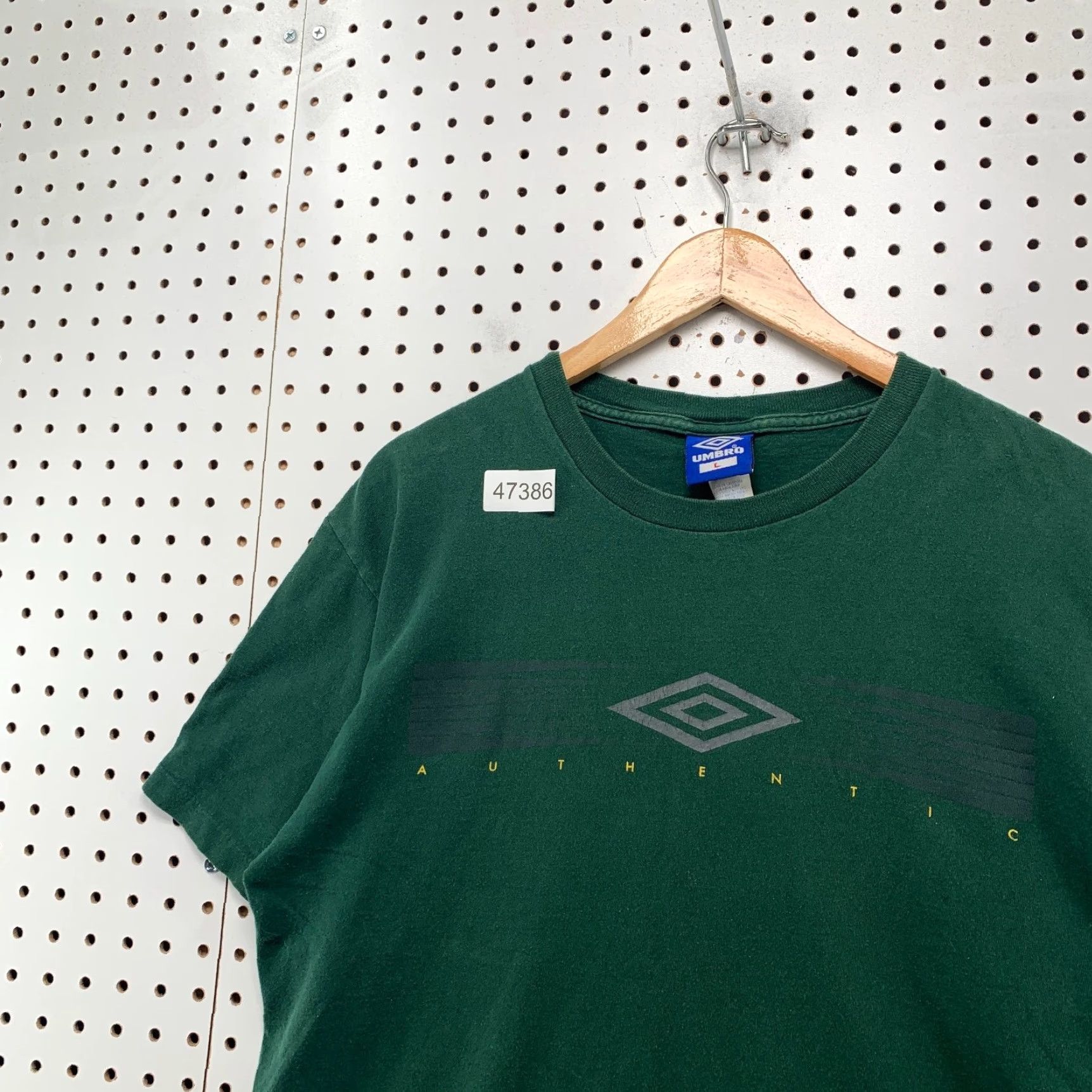 Umbro VINTAGE Umbro T-Shirt Mens Large Green 90s Single Stitch Made USA Shirt Mens Large Green 90s Umbro T Shirt Green 1990s United States Size US L / EU 52-54 / 3 - 6 Thumbnail