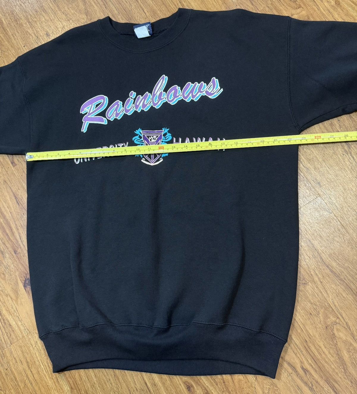 Vintage 90’s University Of Hawai’i Rainbows Sweater UH BOWS