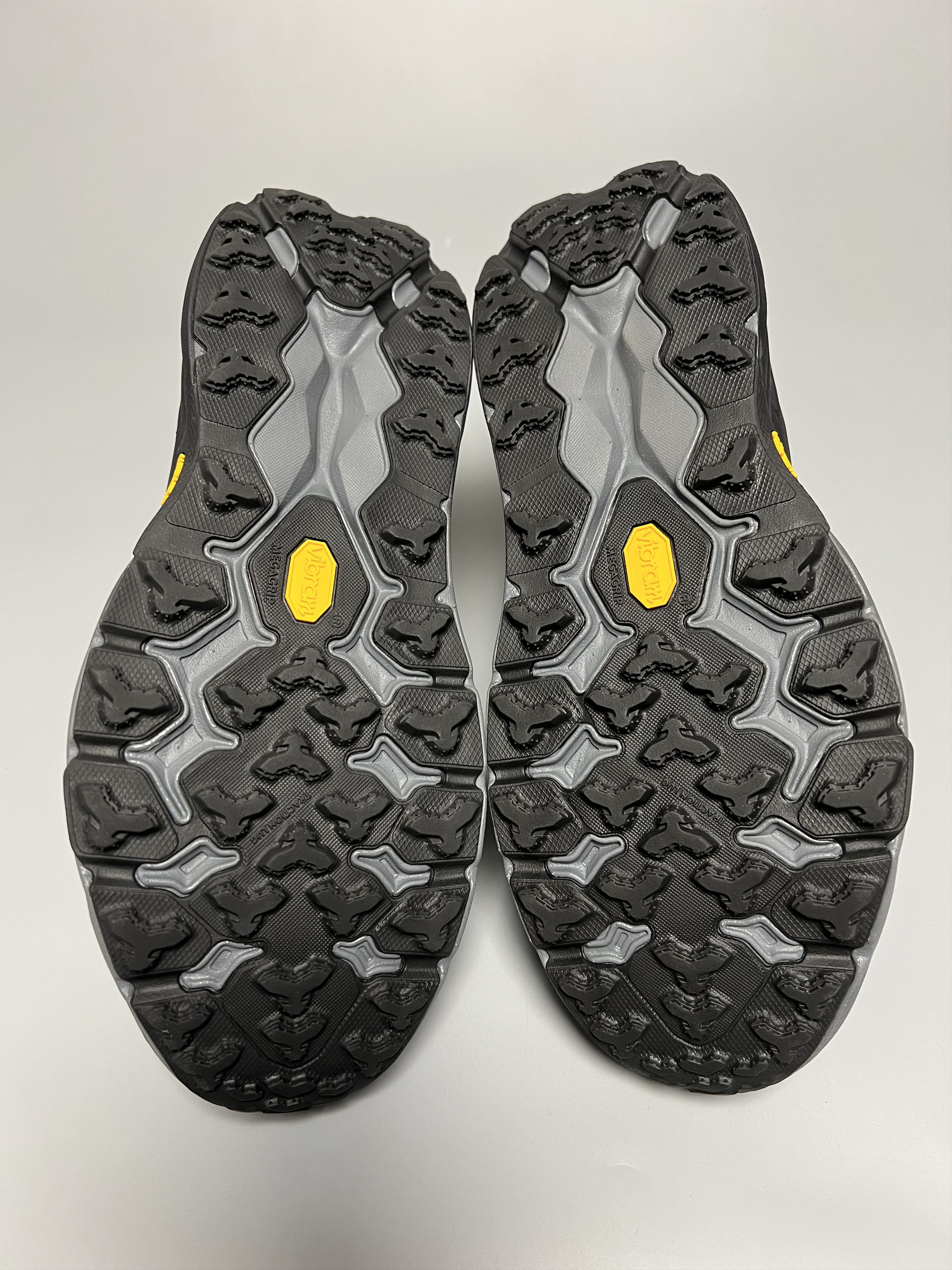 Hoka Hoka One One Speedgoat 5 Mid GTX Men's Trail Running Shoes Size US 10 / EU 43 - 7 Thumbnail