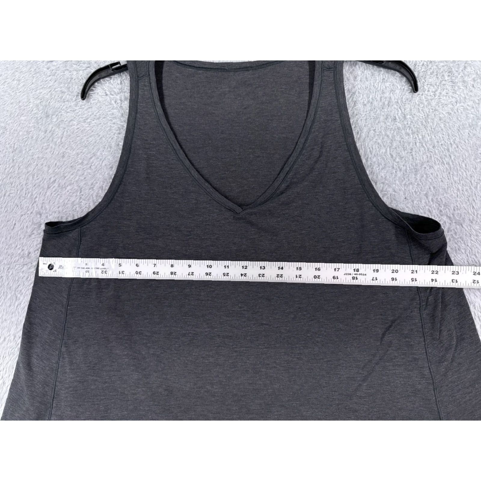 Lululemon Lululemon Shirt Women 6 Gray Watch Me Flip Tank V-Neck Tie Yoga Gym W1ASFS Shirt Women Tank Gray Lululemon 6 V-Neck Casual Size M / US 6-8 / IT 42-44 - 6 Thumbnail