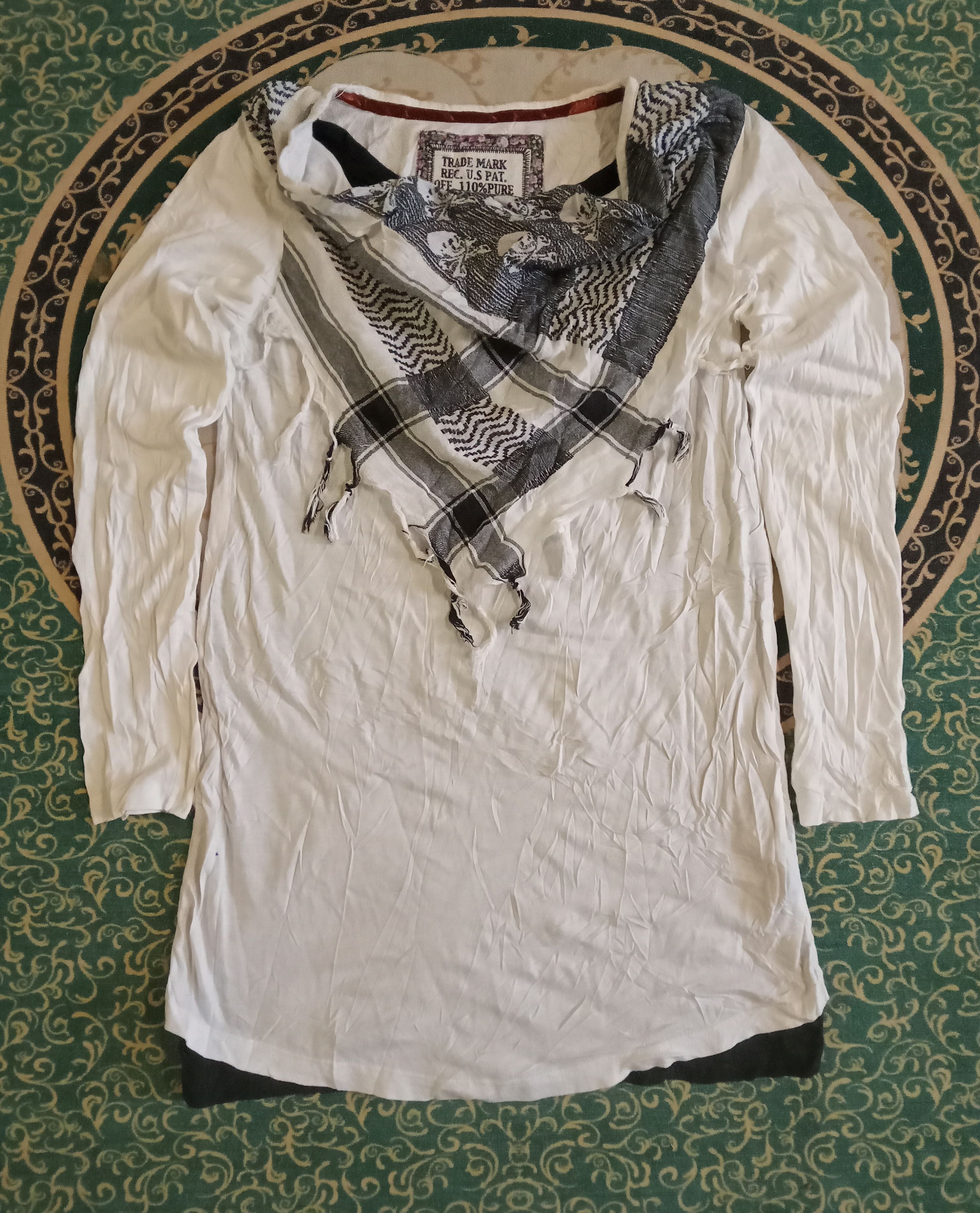 Von Dutch Blouse