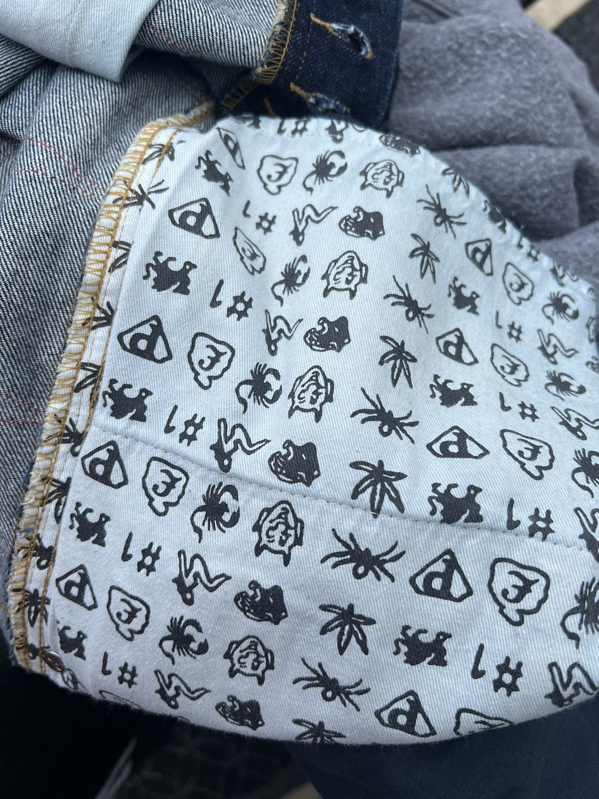 Baggy Zig Zag Palace Jeans