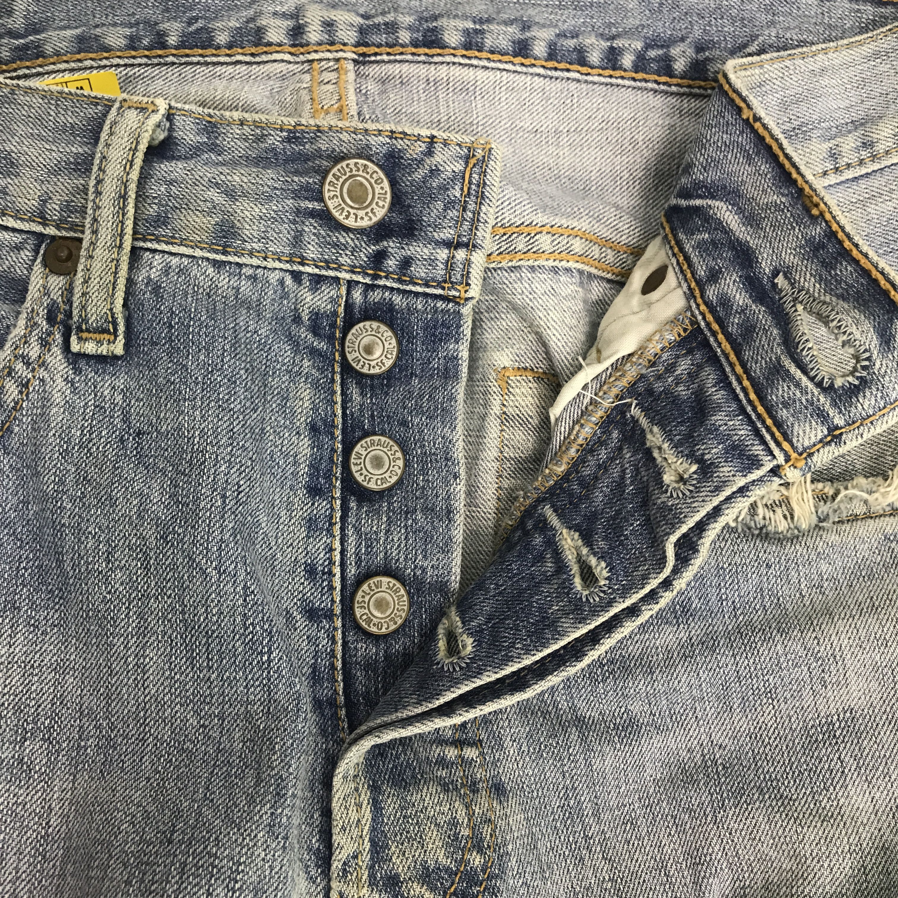 Levi's × Vintage Vintage Levi's 501 Distressed Denim jeans pants Size US 30 / EU 46 - 12 Thumbnail