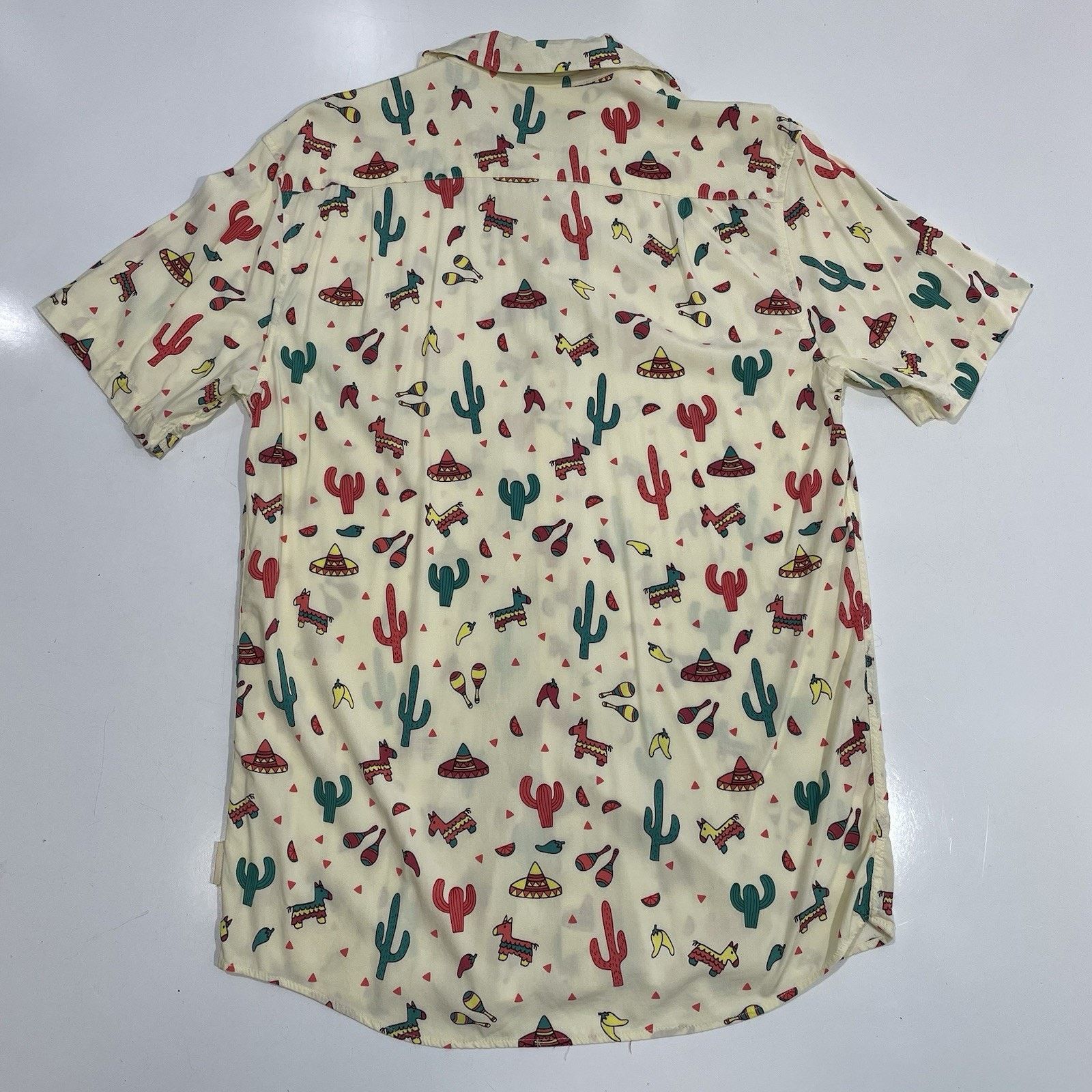 Tipsy Elves Tipsy Elves Cantina Captain Hawaiian Shirt Lg Piñata Cactus Size US L / EU 52-54 / 3 - 7 Thumbnail