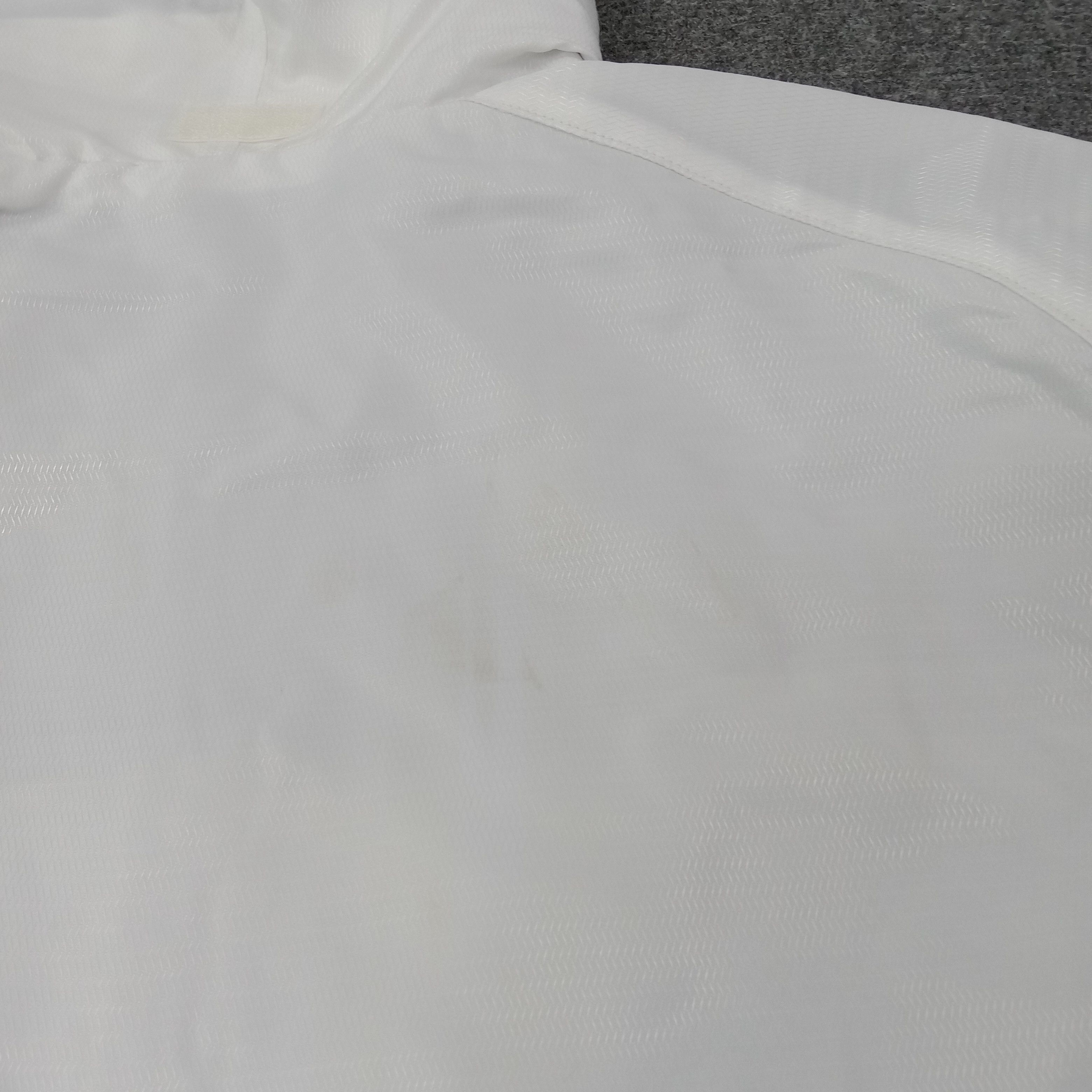 Other Yonex Sportwear Badminton Training Jacket C261N26 Size US L / EU 52-54 / 3 - 6 Thumbnail