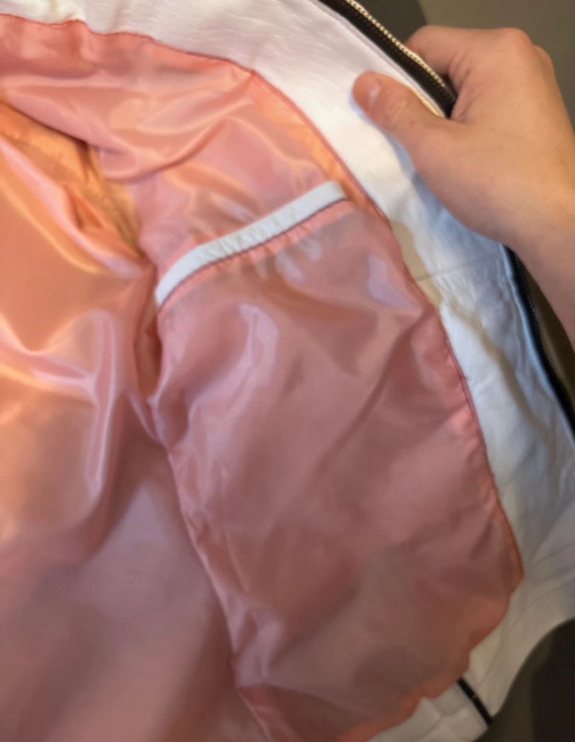 Ferrari Pink and white ferrari leather jacket Size M / US 6-8 / IT 42-44 - 9 Thumbnail