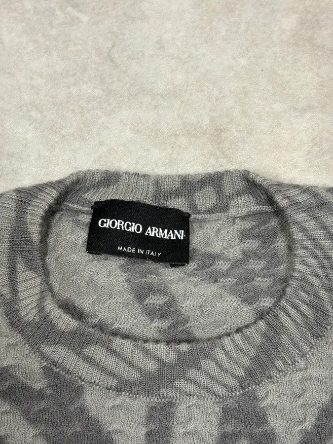 Giorgio Armani AW2013 Giorgio Armani Spiral Grey Wool Sweater Size XS / US 0-2 / IT 36-38 - 9 Thumbnail