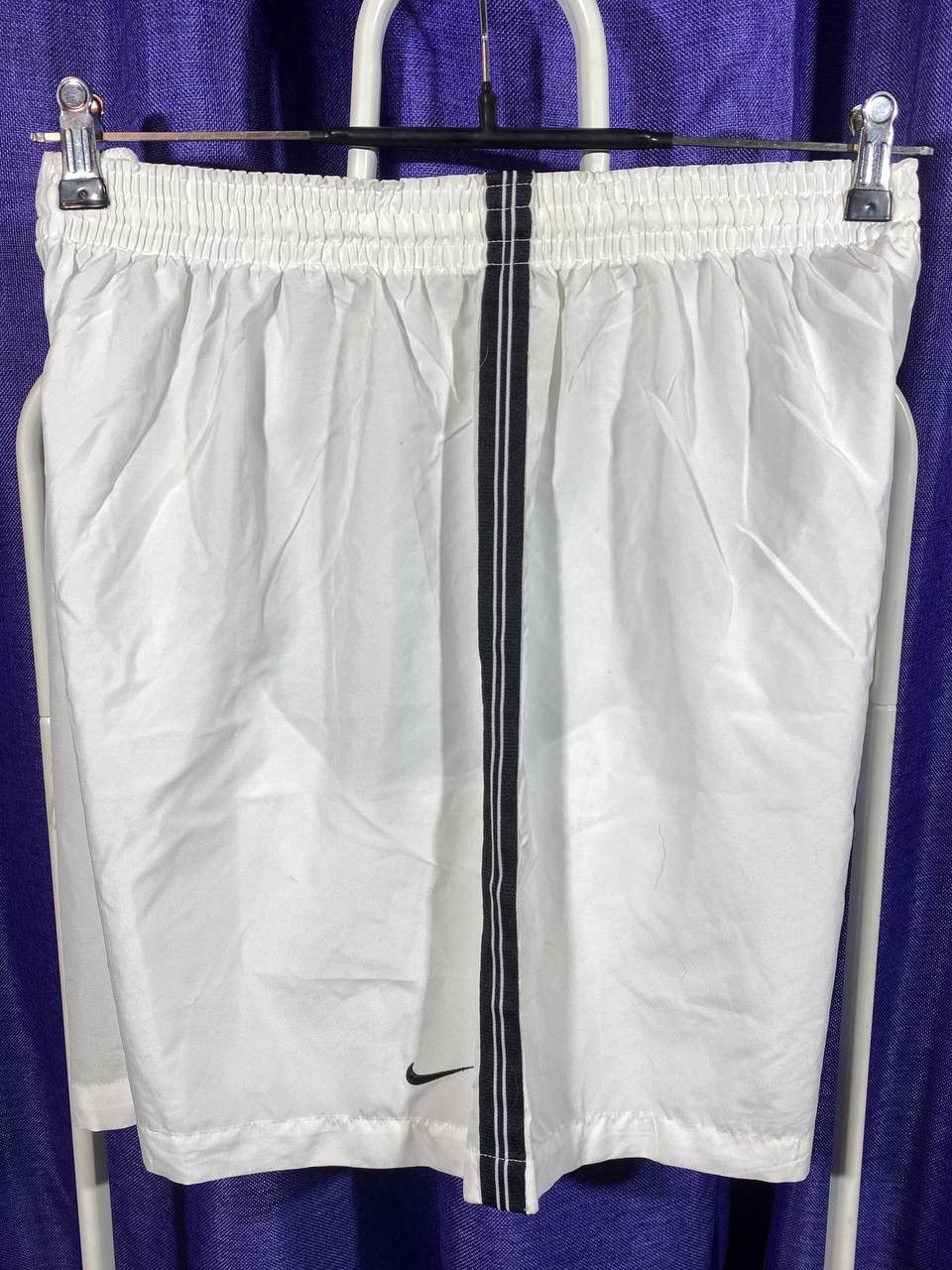 Nike × Vintage Nike Vintage Nylon White Y2K Shorts Size US 36 / EU 52 - 3 Thumbnail