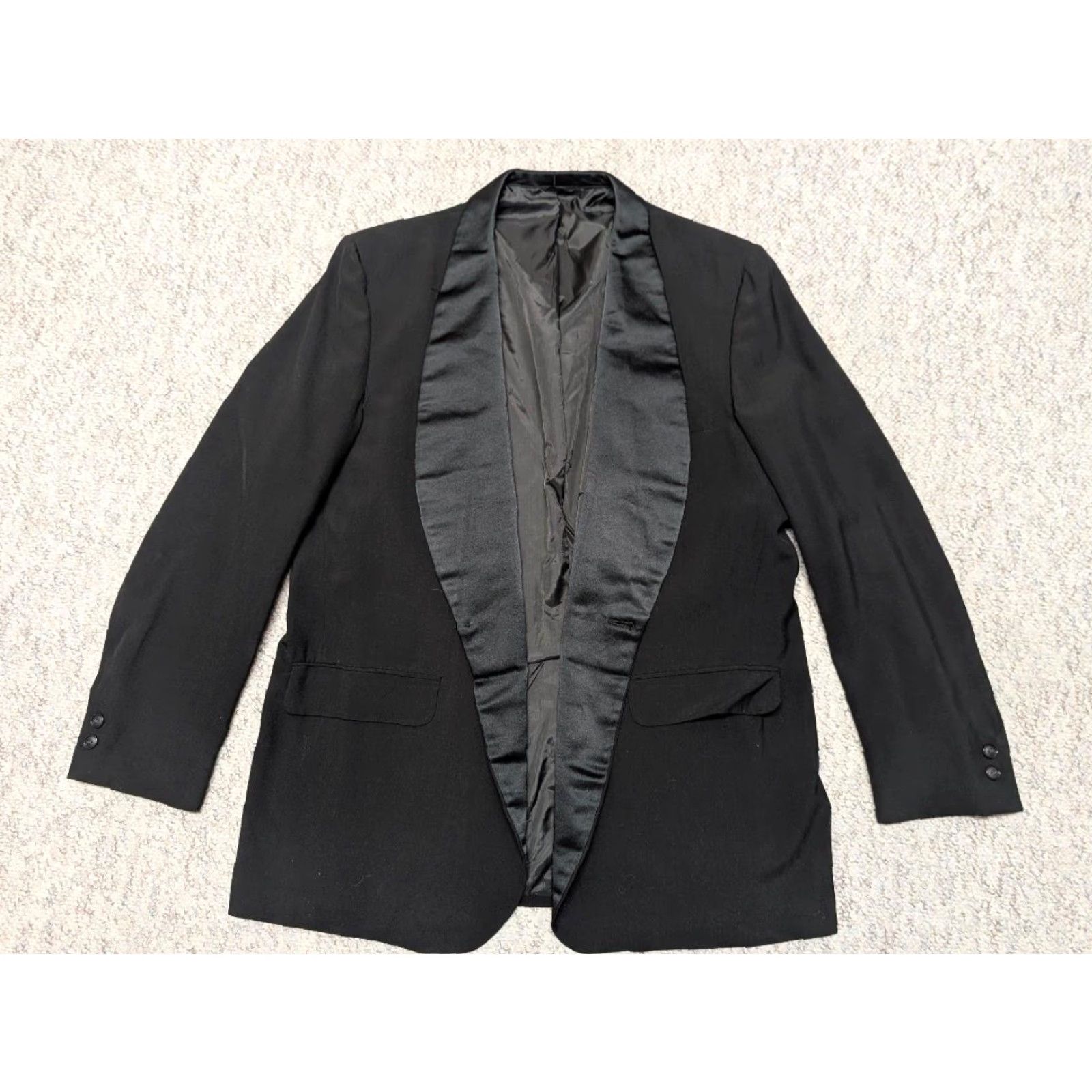 Vintage VINTAGE USA made 1970s-80s tuxedo blazer 46R black wool SHAWL smoking jacket Blazer Mens 46R Black Wool Shawl 80s 70s Formal Modern Size 46R - 6 Thumbnail