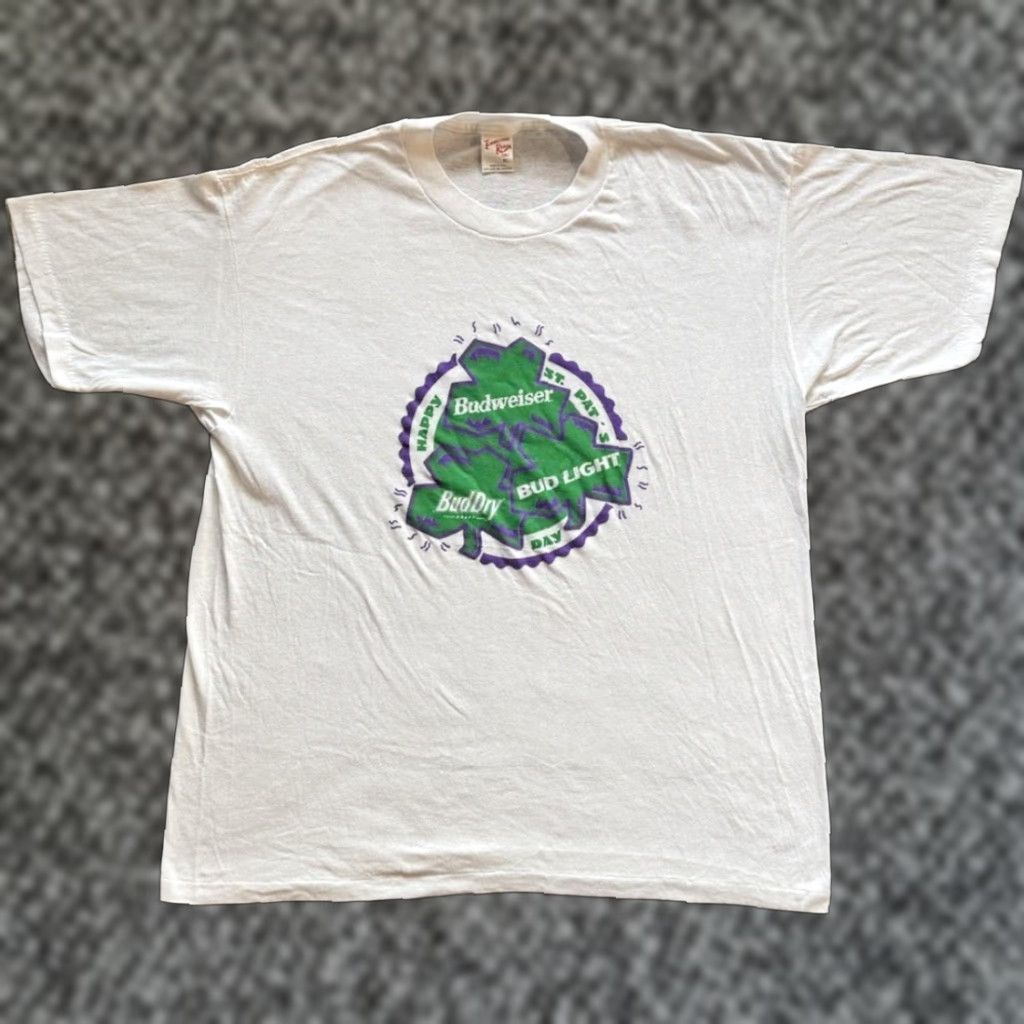 Budweiser VINTAGE 80s St. Patty’s Day Beers T Shirt XL Budweiser Bud Dry Bud Light 1980s Shirt Men White 80s Beer Logo Tennessee River Graphics Mens Size US XL / EU 56 / 4 - 1 Thumbnail