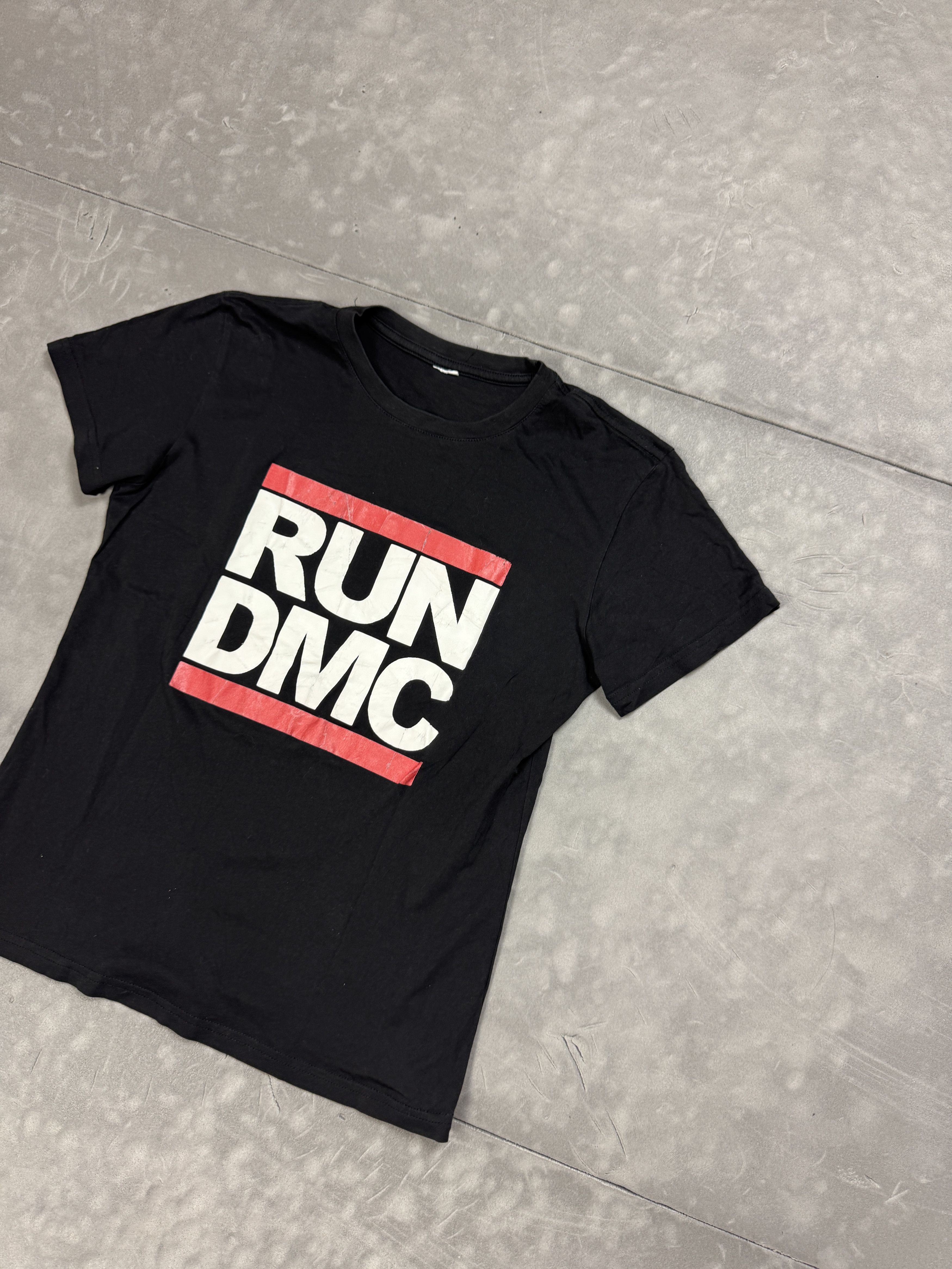 RUN DMC RUN DMC Graphic T-Shirt WMNS (S/M) hiphop y2k 90s Size S / US 4 / IT 40 - 3 Thumbnail