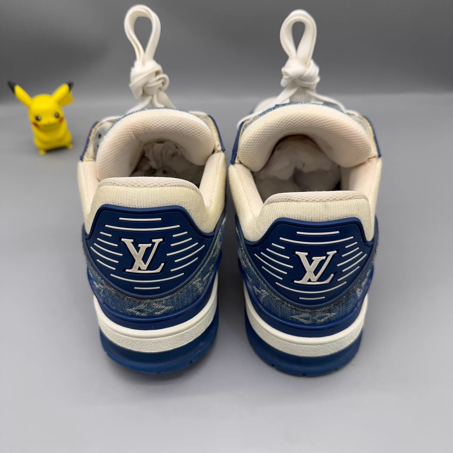 Louis Vuitton LOUIS VUITTON Trainer Denim Blue & White Size US 8 / EU 41 - 3 Thumbnail