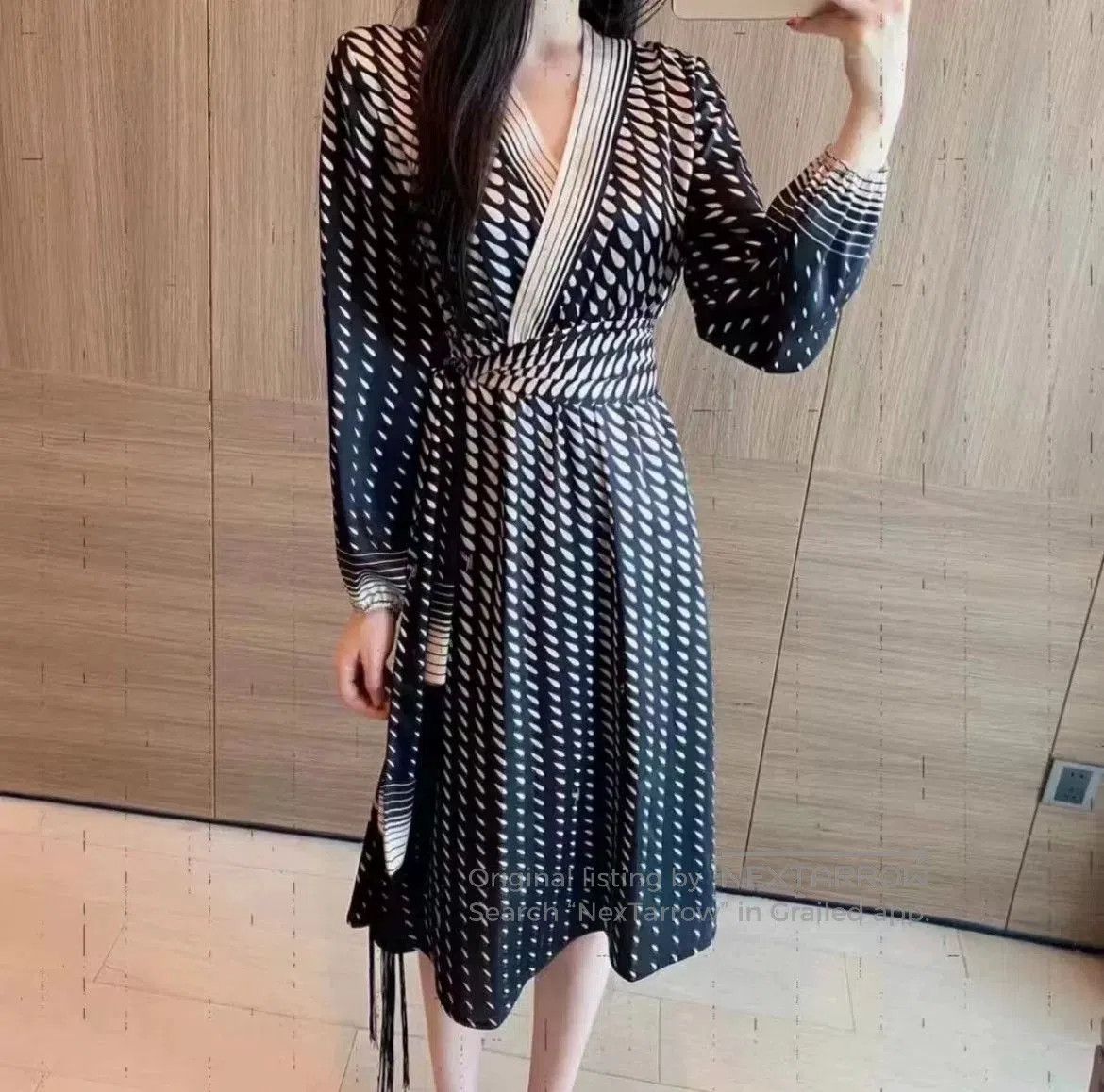 Gucci Authentic Gucci Runway Silk Dress 36. Size XS / US 0-2 / IT 36-38 - 1 Thumbnail