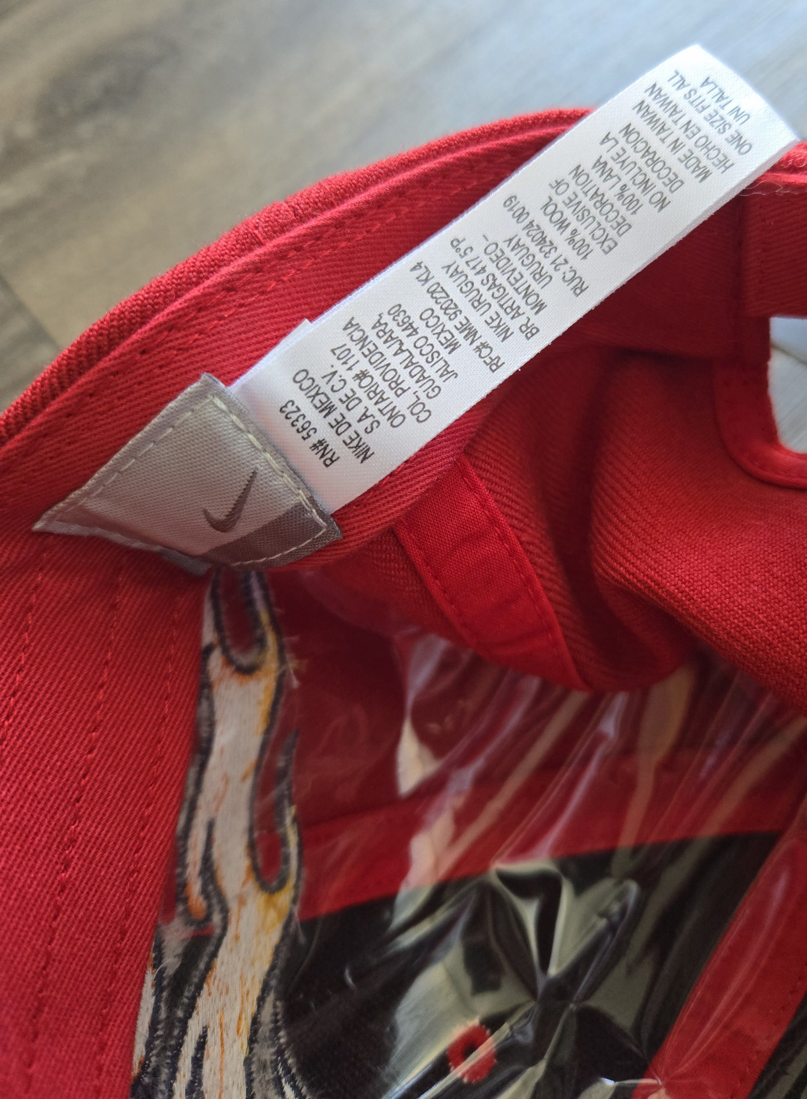 Nike Swoosh Flames Hat Size ONE SIZE - 8 Thumbnail