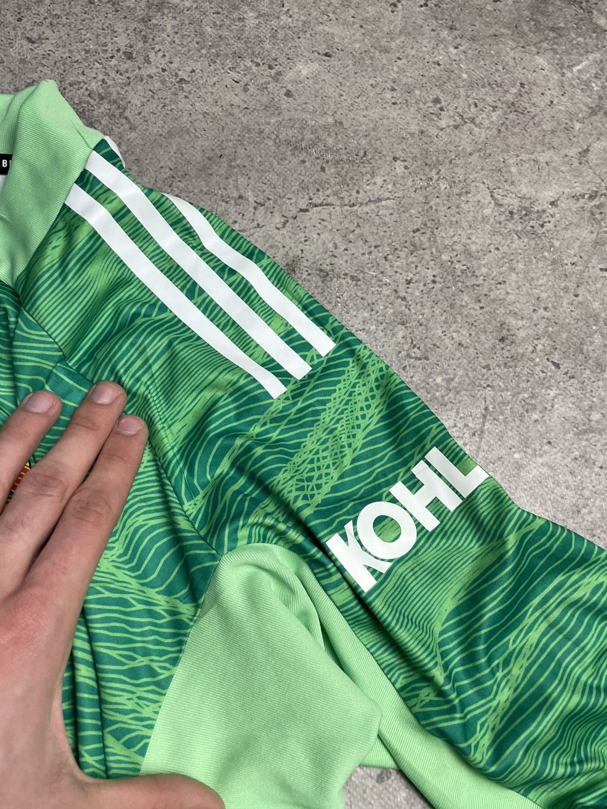 Adidas Adidas #13 number 2021 Long Sleeve Manchester United Jersey Size US M / EU 48-50 / 2 - 7 Thumbnail