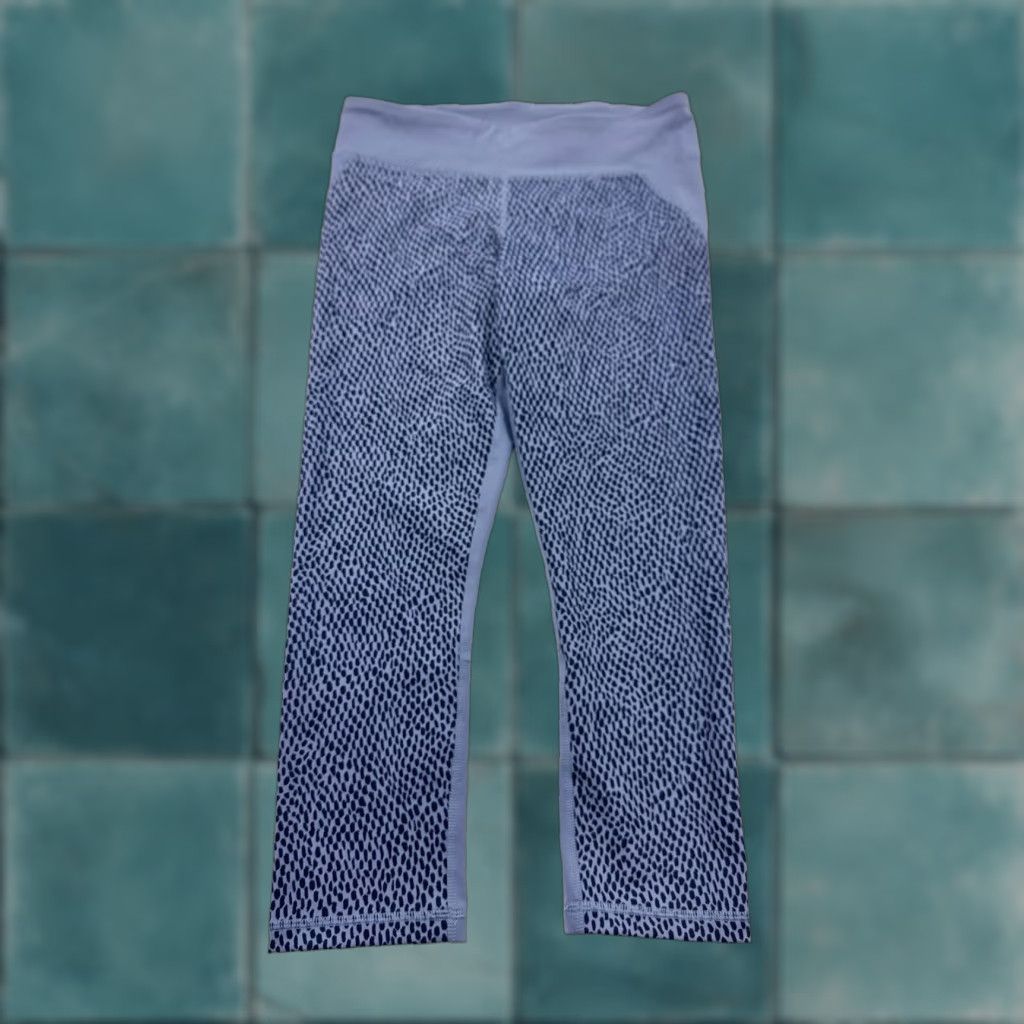 Under Armour Under Armour Leggings Womens M Blue Purple Periwinkle Cropped Compression Gym & Training Womens Activewear Size 32" / US 10 / IT 46 - 1 Thumbnail