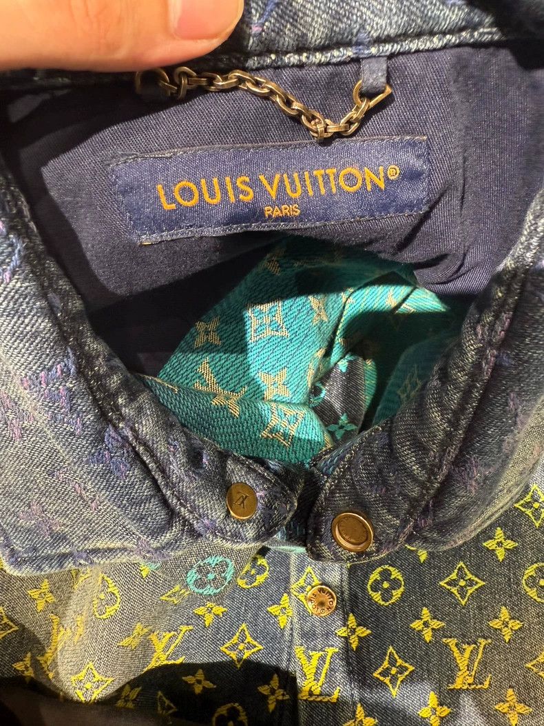 Louis Vuitton Louis Vuitton Blue Gradient Full Print Denim Jacket 2505-Ne Size US L / EU 52-54 / 3 - 7 Thumbnail