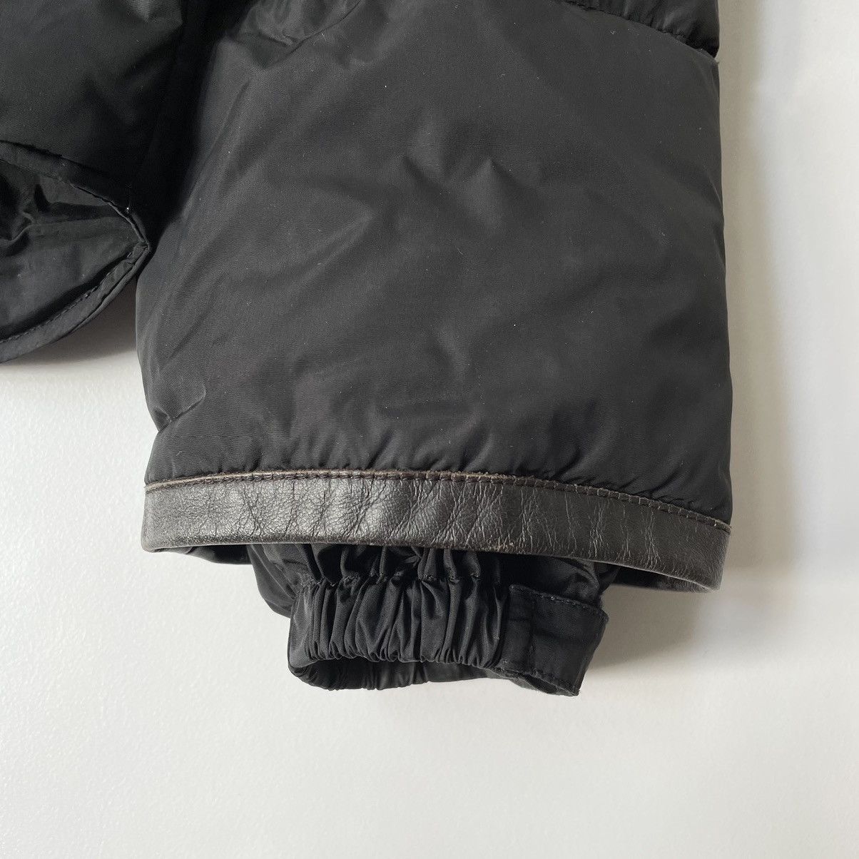 Prada Black Nylon ‘Hunter’ Down Jacket Size US L / EU 52-54 / 3 - 9 Thumbnail