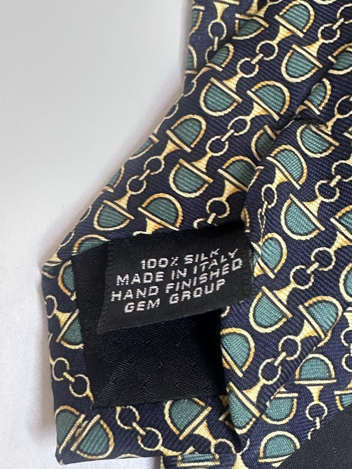 Gucci Vintage Gucci Paolo 100% Italian silk tie navy green gold Size ONE SIZE - 2 Thumbnail