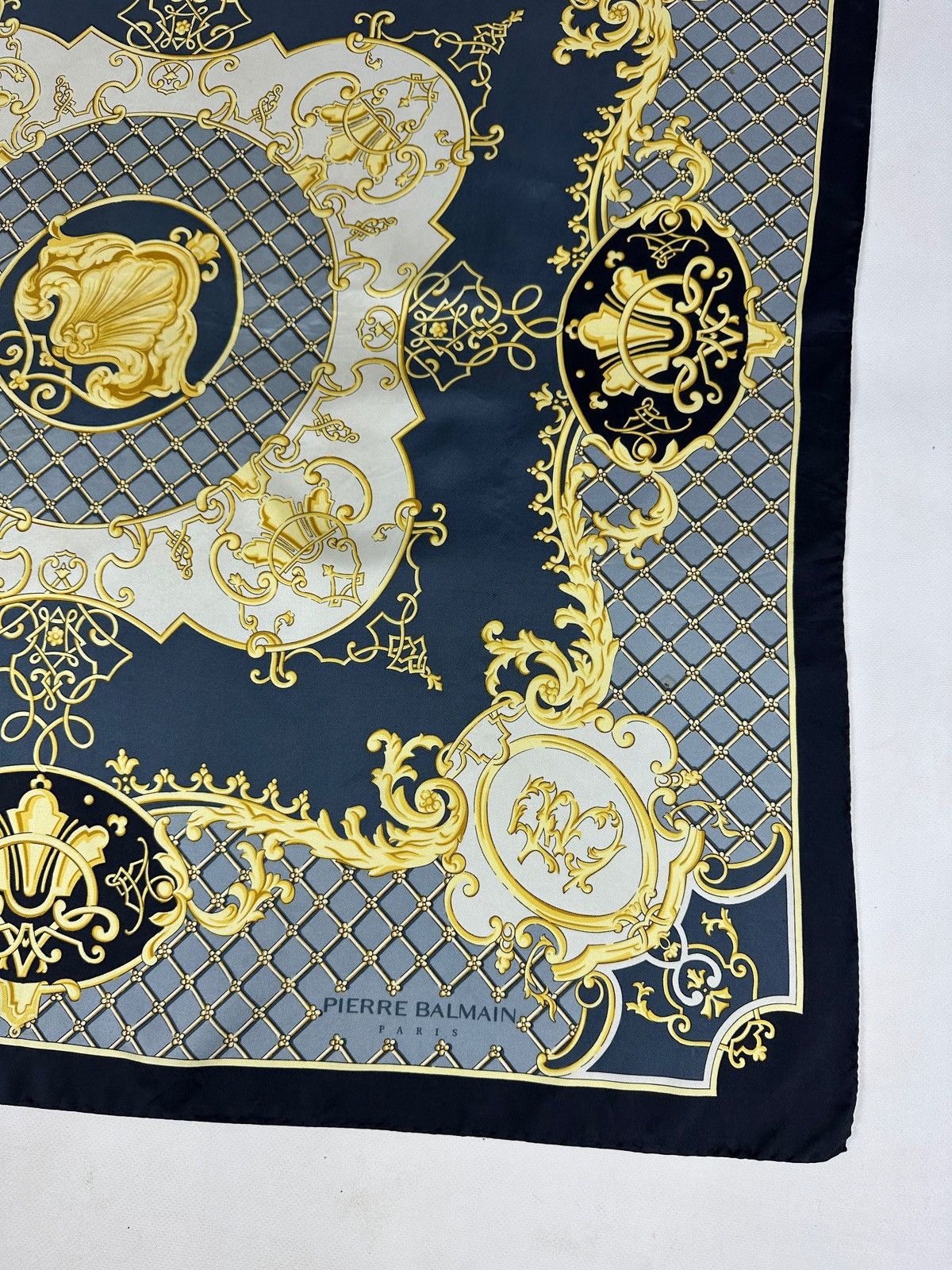 Pierre Balmain Vintage Pierre Balmain Paris Silk Scarf Size ONE SIZE - 3 Thumbnail