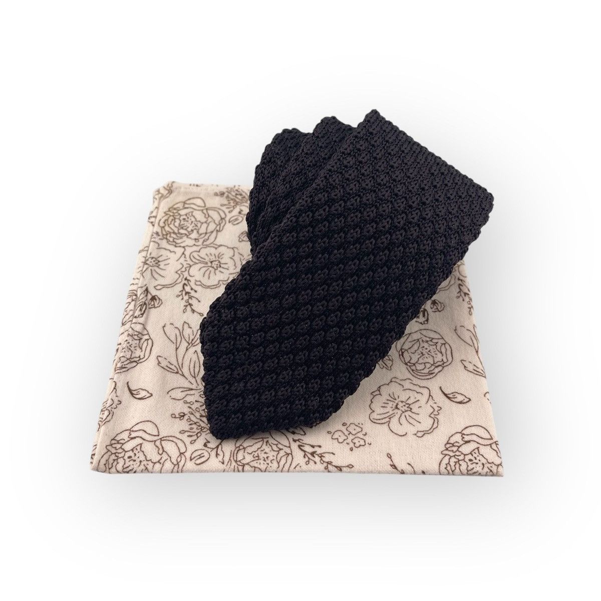 Other Men’s Dark Brown Knit Tie & Alabaster Floral Pocket Square Size ONE SIZE - 1 Thumbnail