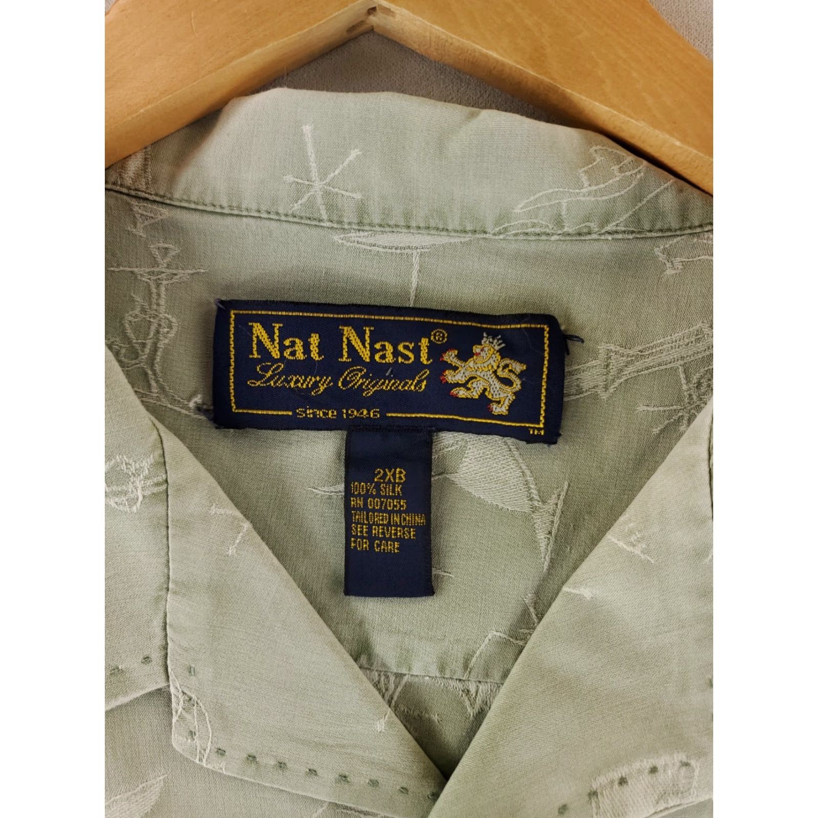 Nat Nast Nat Nast Shirt Button-Up 100% Silk Cocktails MCM Green Short Sleeve Mens 2XB Big & Tall Green Silk Short Sleeve Button-Up Mens 2XB Size US XXL / EU 58 / 5 - 3 Thumbnail