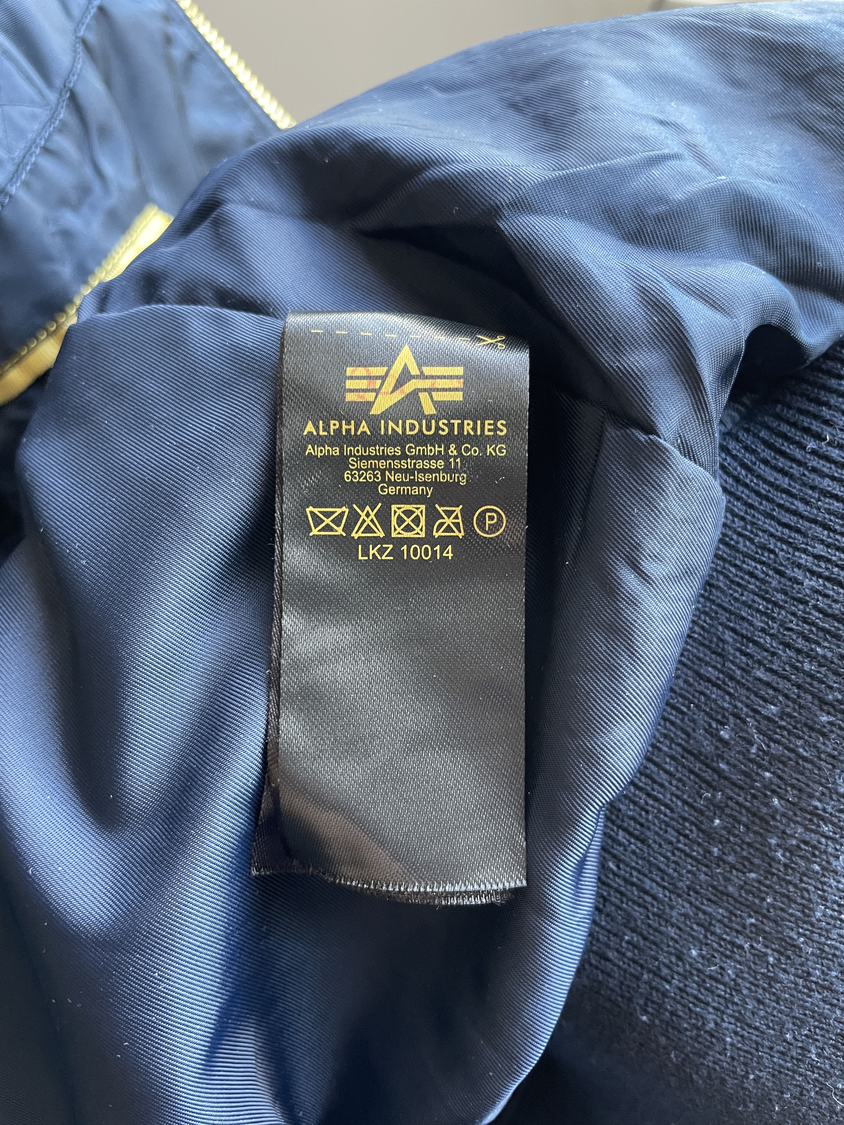 Alpha Industries Alpha Industries MA-1 Flight Bomber Jacket Size S Size US S / EU 44-46 / 1 - 8 Thumbnail