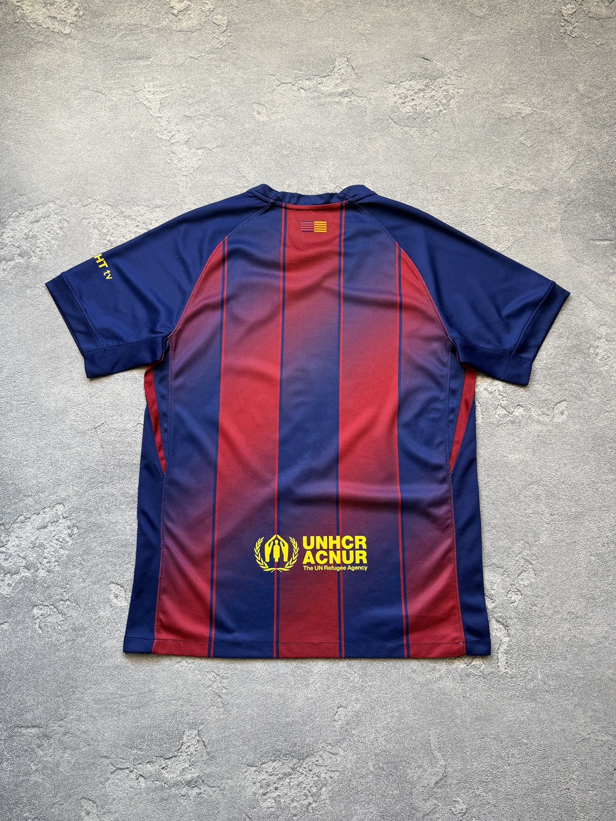 Nike Nike Barcelona Jersey Vintage Rare T-Shirt Soccer Club Size US L / EU 52-54 / 3 - 2 Thumbnail