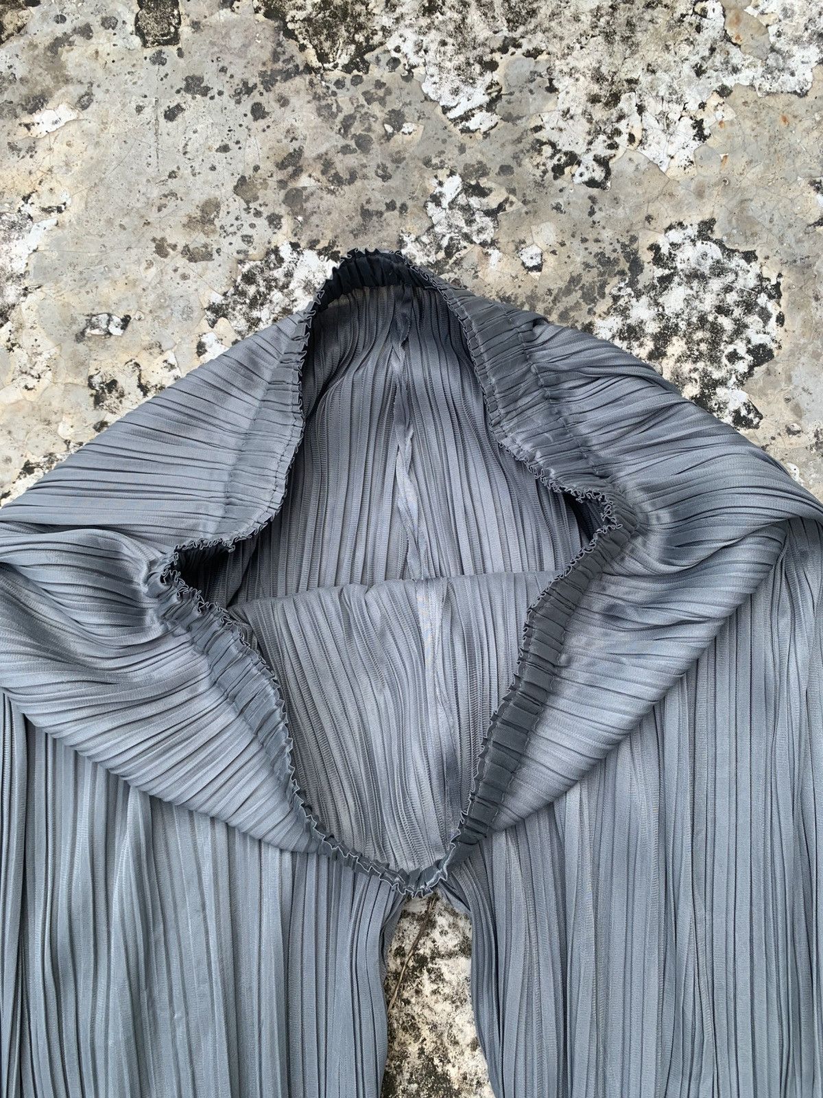 Pleats Please Issey Miyake Issey Miyake Pleated Pants Size 30" / US 8 / IT 44 - 4 Thumbnail