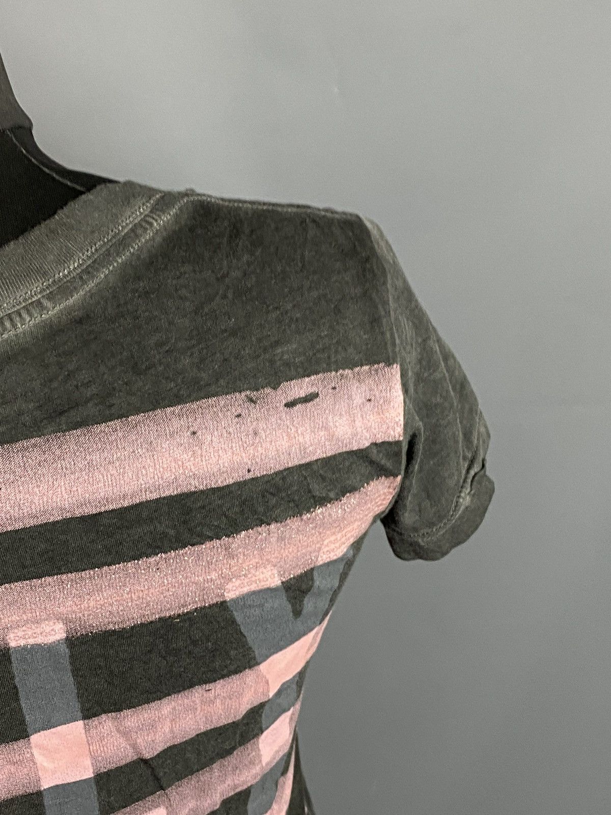 Diesel Diesel Women’s Graphic Stripe T-Shirt Size S Wash Pink Logo Size S / US 4 / IT 40 - 14 Thumbnail