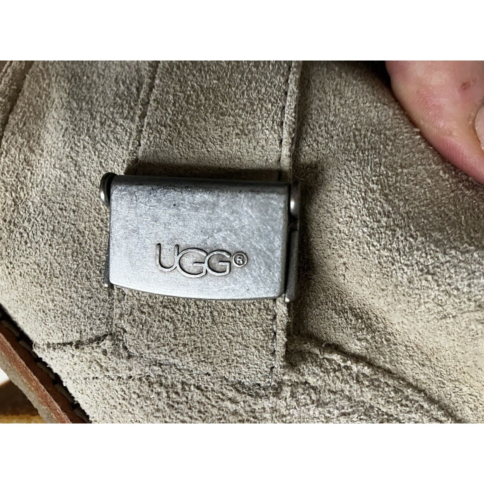Ugg UGG Mini boots Women's Sand 1 1/2 inch heel fur inside sz 6 Size US 6 / IT 36 - 10 Thumbnail