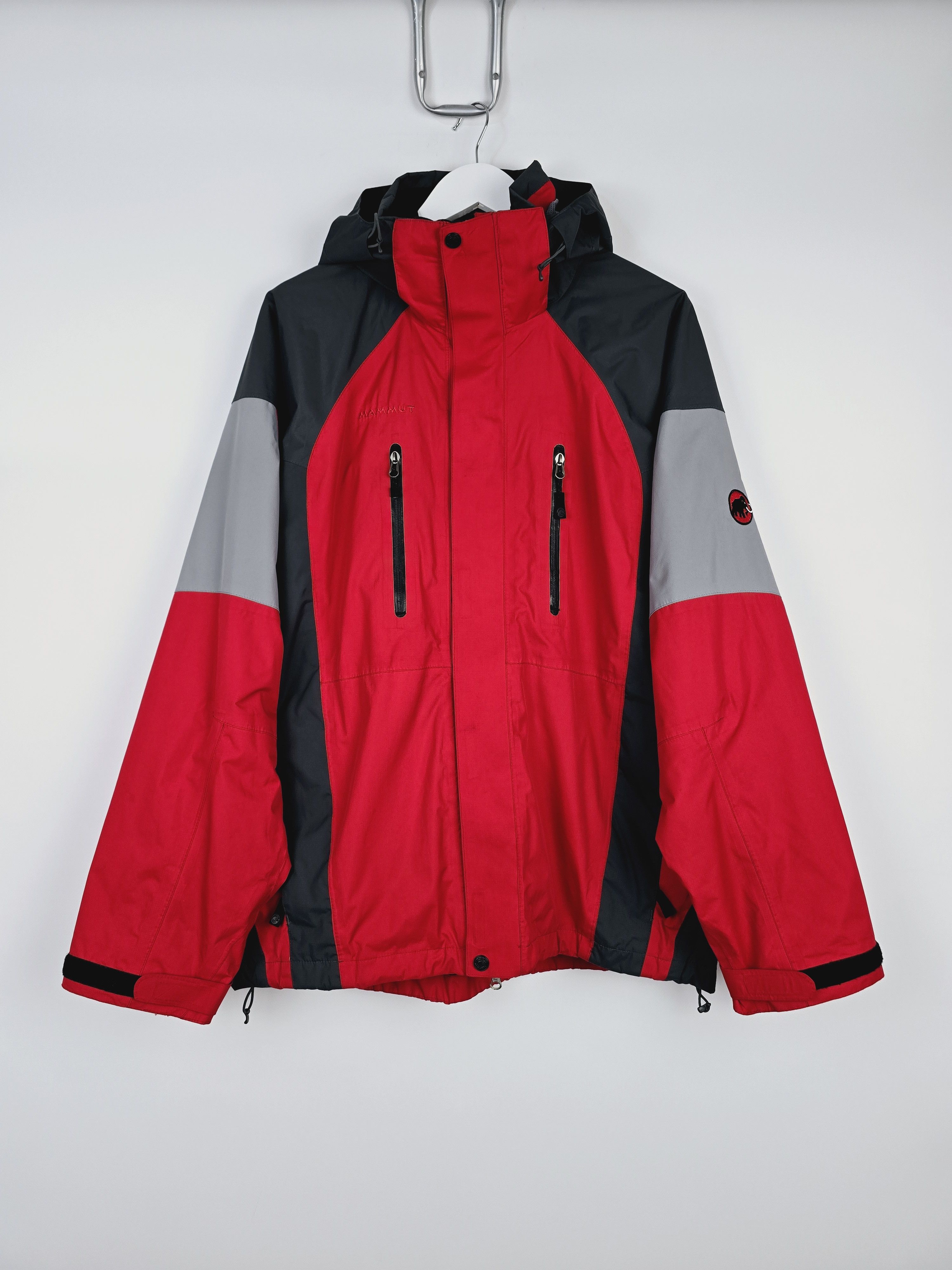 Mammut DryTech Waterproof Jacket Red Black Size L - Outdoor