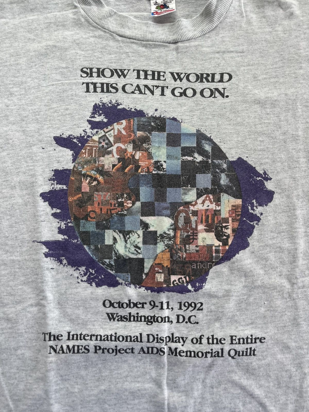 Vintage Vintage SHOW THE WORLD THIS CAN’T GO ON Art AIDS 92’s Tshirt Size US L / EU 52-54 / 3 - 5 Thumbnail