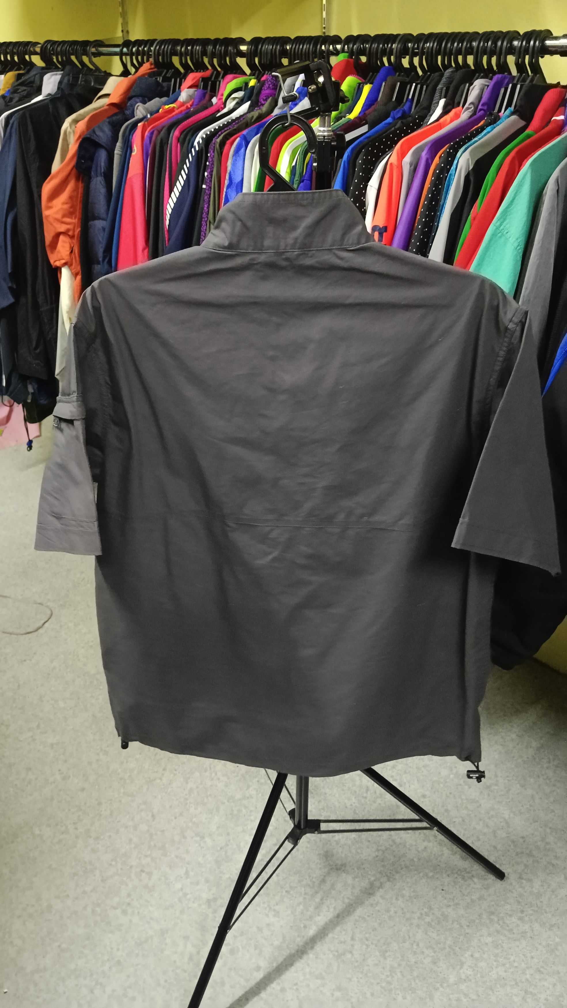 Airwalk Rare Vintage Airwalk Short Sleeve Windbreaker Size US L / EU 52-54 / 3 - 2 Thumbnail