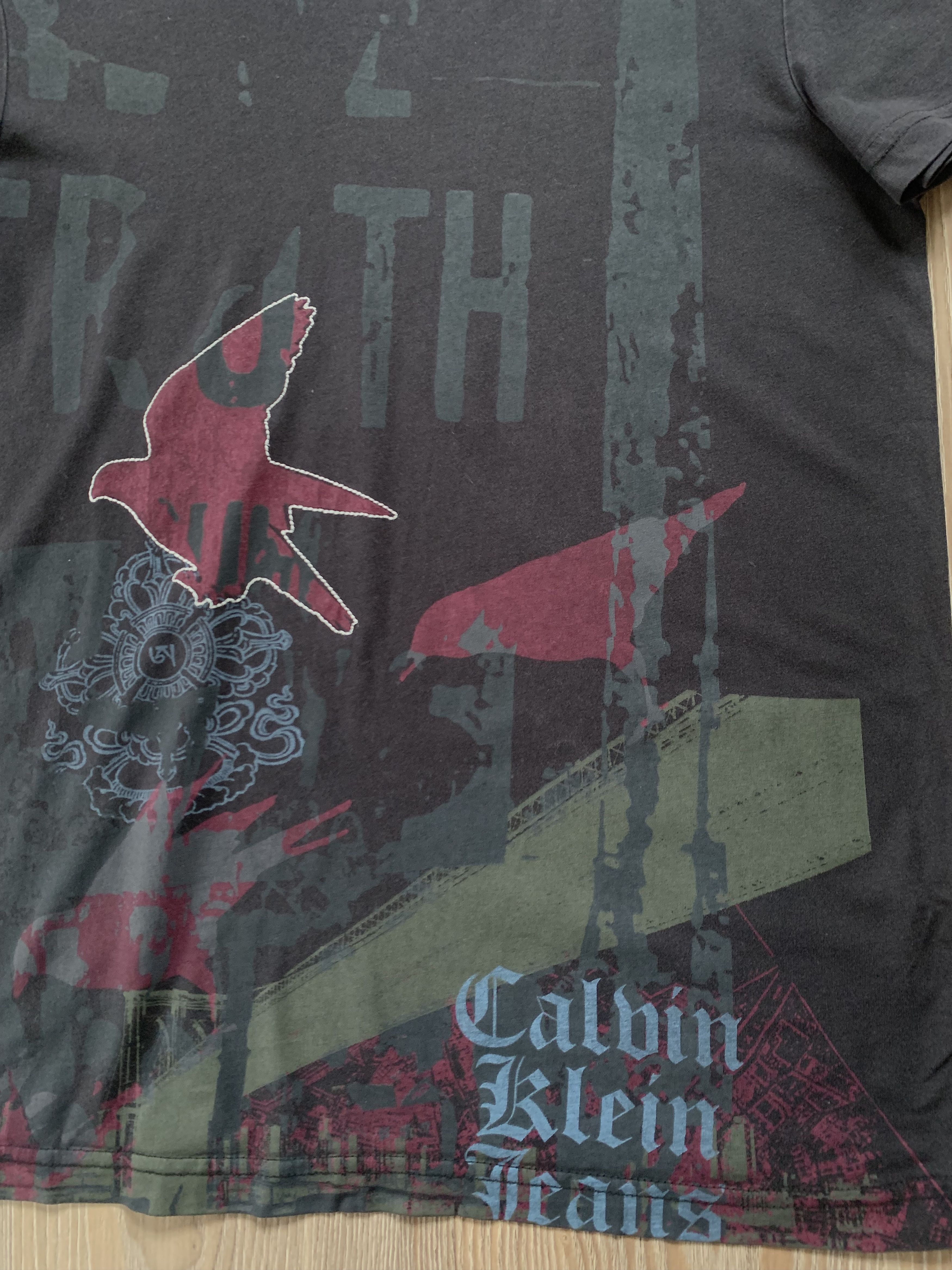 Calvin Klein Mens Calvin Klein Jeans Vintage Printed T Shirt Size US M / EU 48-50 / 2 - 5 Thumbnail