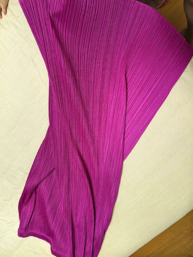 Issey Miyake Issey Miyake size:3 Rose-pink pleated skirt Size 31" - 5 Thumbnail