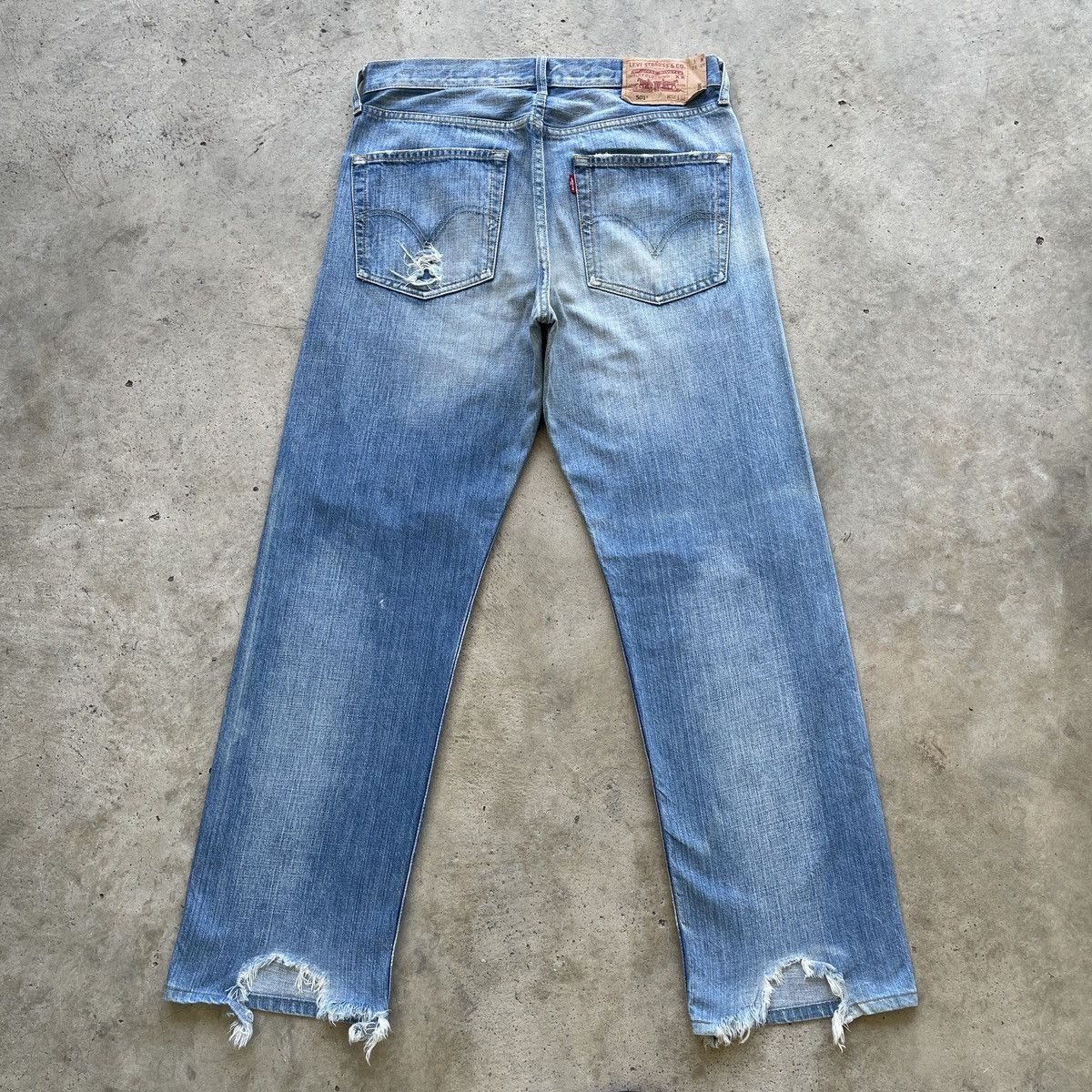 Levi's Vintage Levi’s 501 Blue Wash Faded Distressed Jeans Pants Size US 32 / EU 48 - 15 Thumbnail