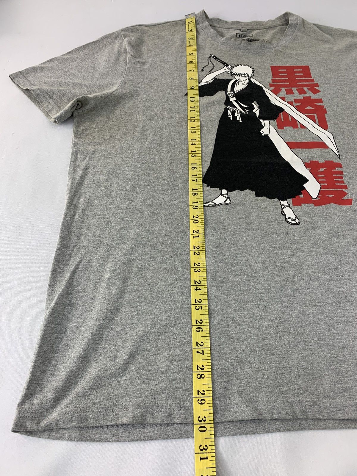 Anime Anime Manga Bleach Ichigo Kurosaki Crewneck Printed Tee Size US XL / EU 56 / 4 - 8 Thumbnail