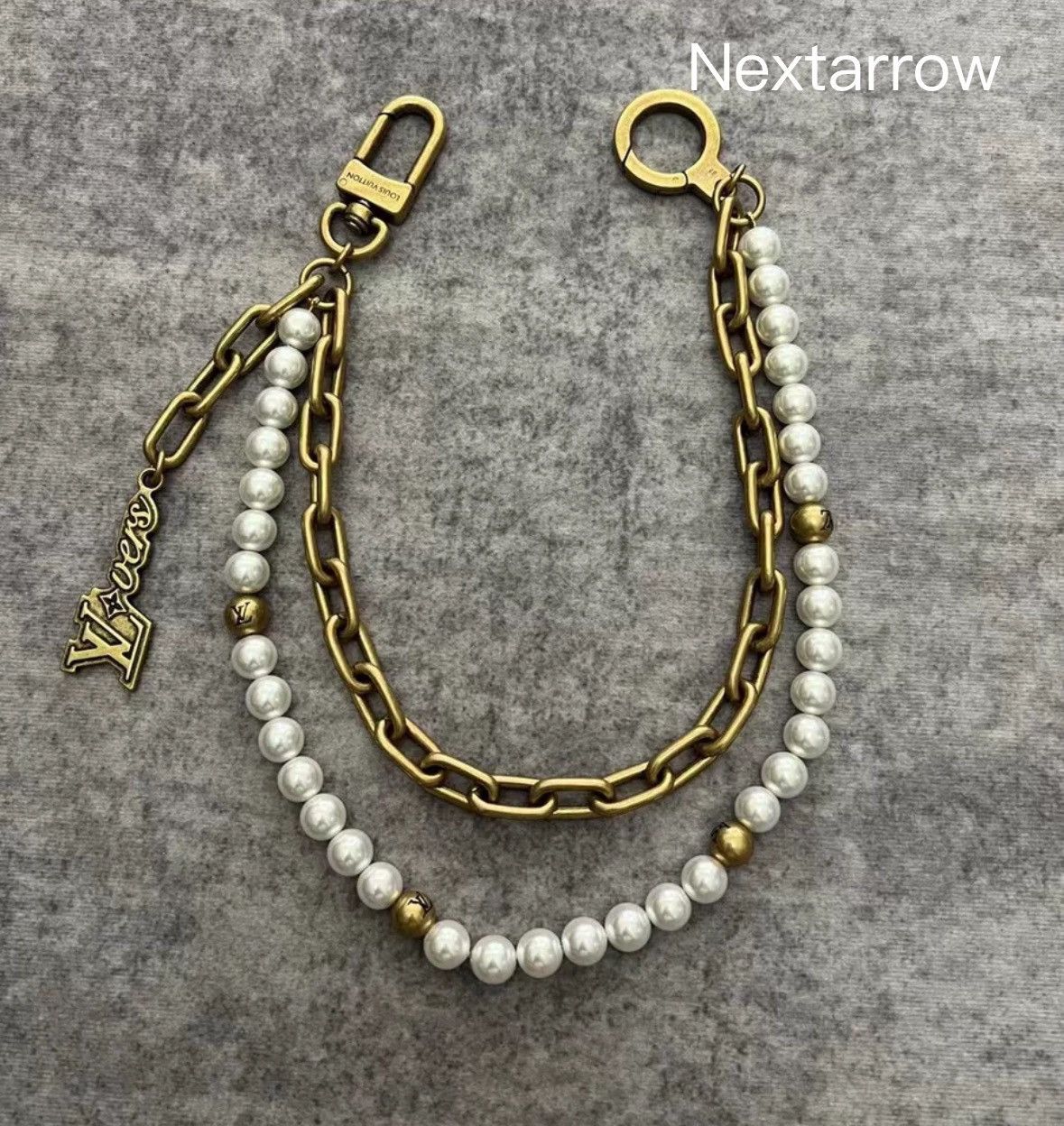 Louis Vuitton Louis Vuitton LV double-layer pearl pendant