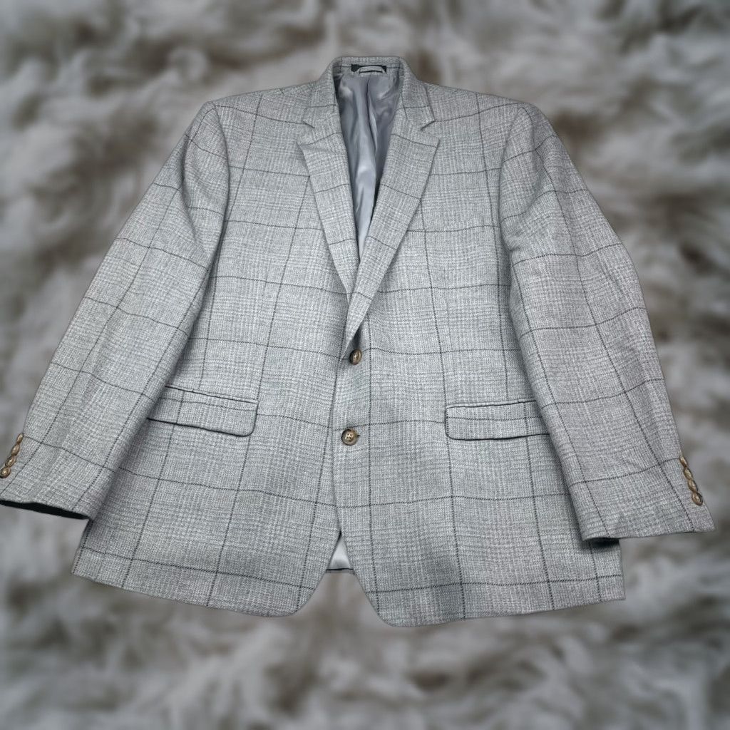 Ralph Lauren VINTAGE? No. Ralph Lauren LRL Men's Blazer Gray Plaid Two Button Wool Polyester 46R Regular Notch Lapel Jacket Size 46R - 1 Thumbnail