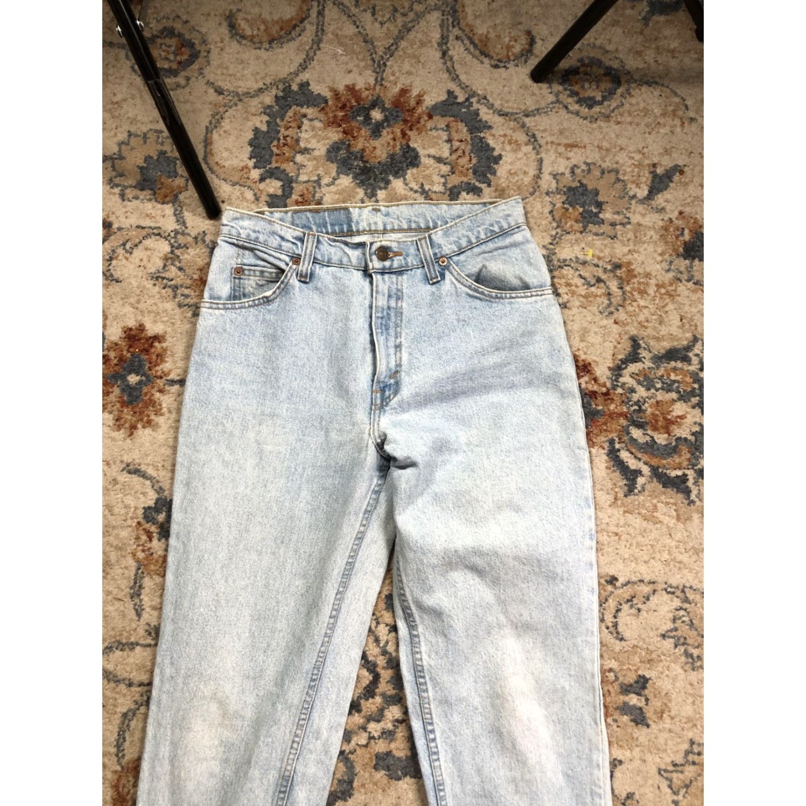 Levi's VINTAGE Levi's Jeans 950 Light Wash Relaxed Tapered Womens 9 Long 32in Denim 100% Cotton USA Pit Pocket Tailored Boys Girls Mens Womens Size 30" / US 8 / IT 44 - 2 Thumbnail